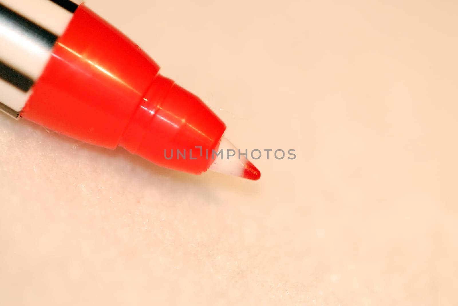 Red pencil 09