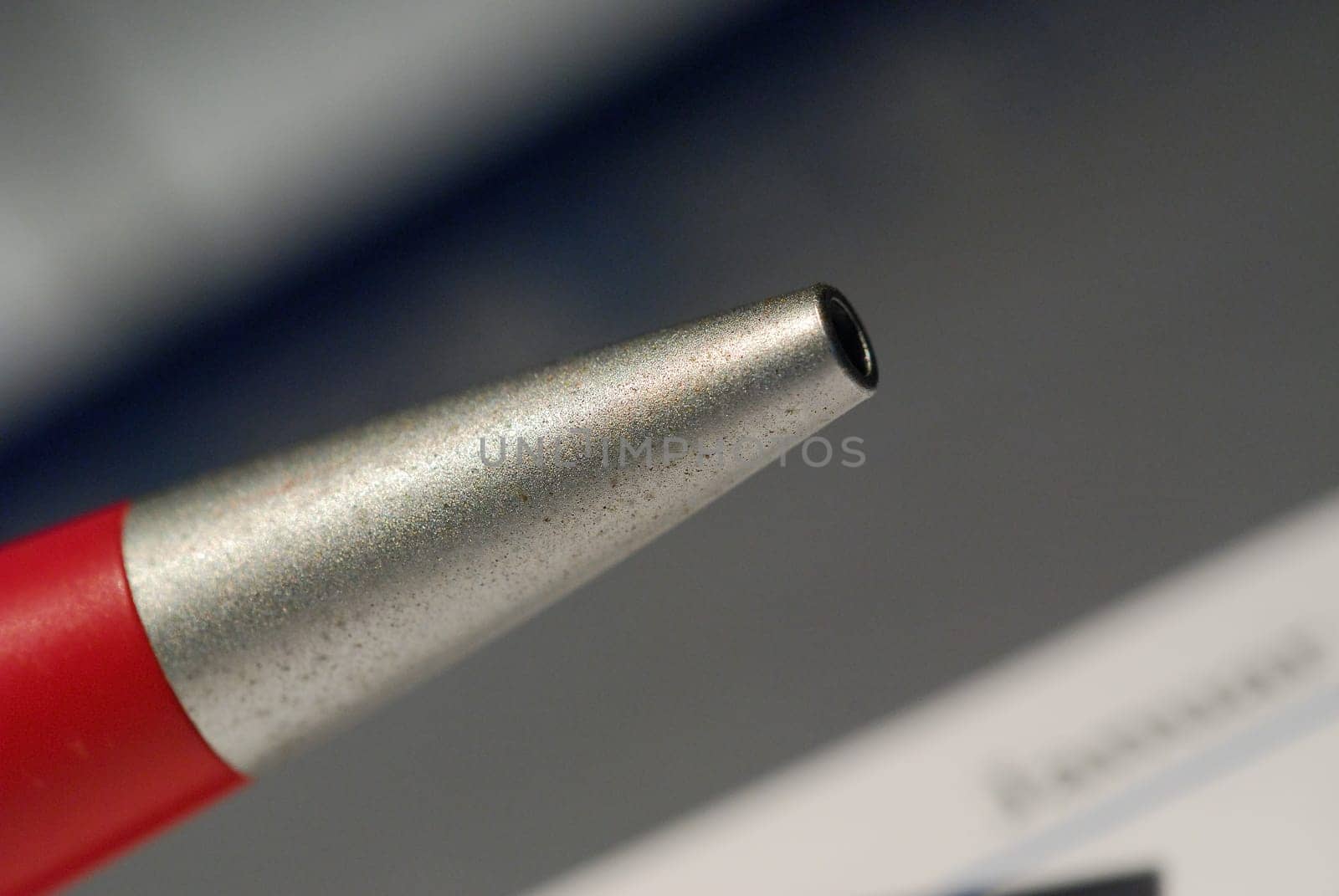 Pen red silver