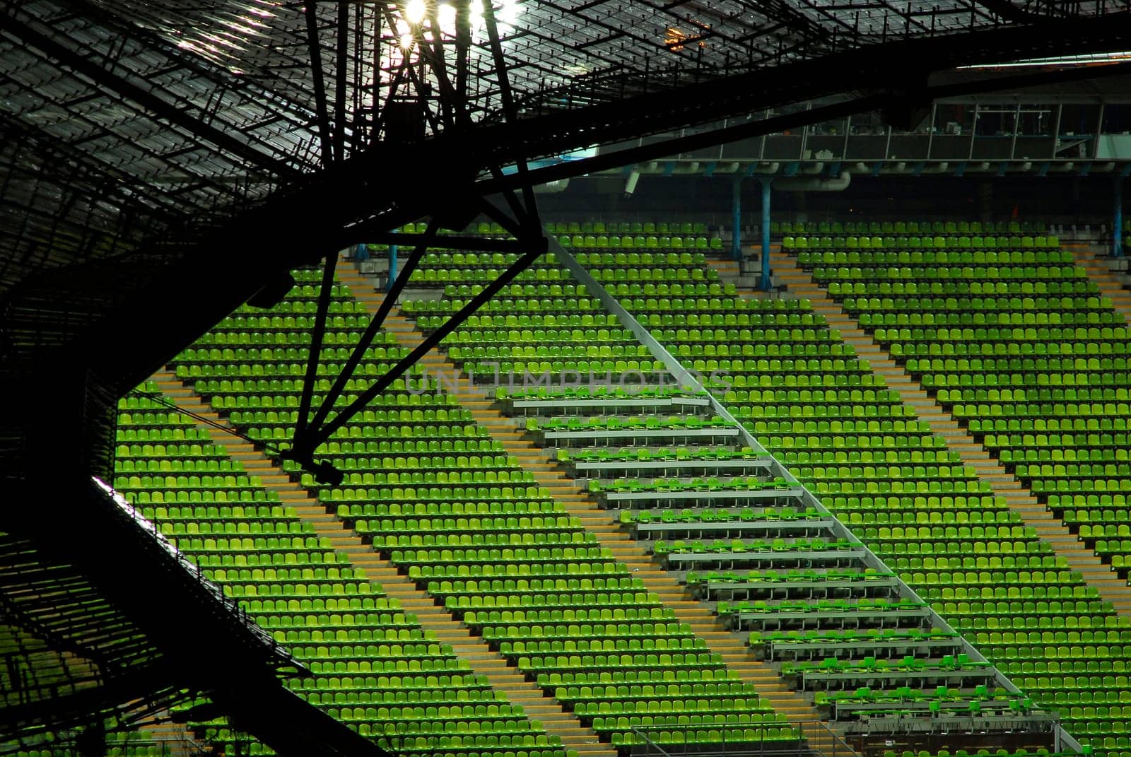 ... at the Munich Olympic Center - Nikkor 400mm IF ED 5.6 on Nikon D200,i.e. 600mm effective