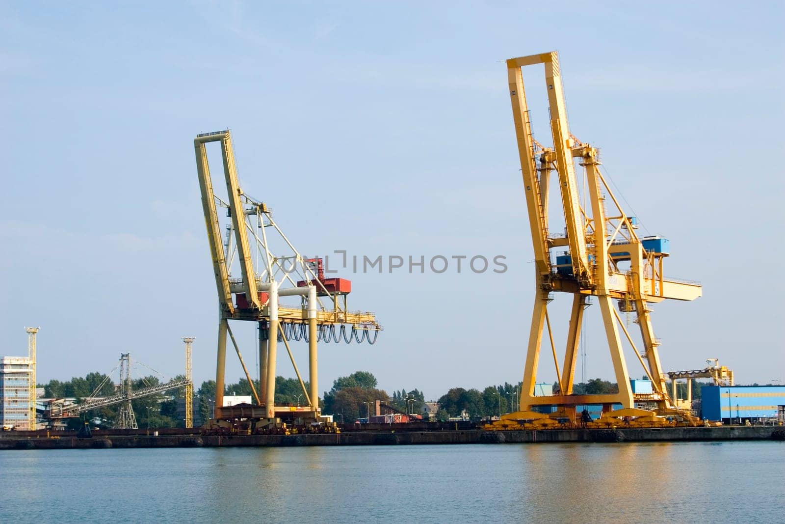 Harbour cranes on the Swiene