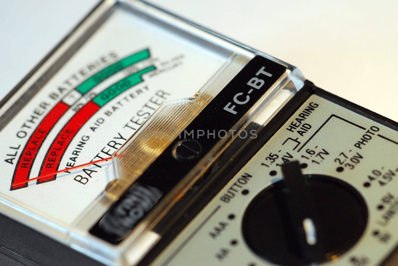 Battery tester