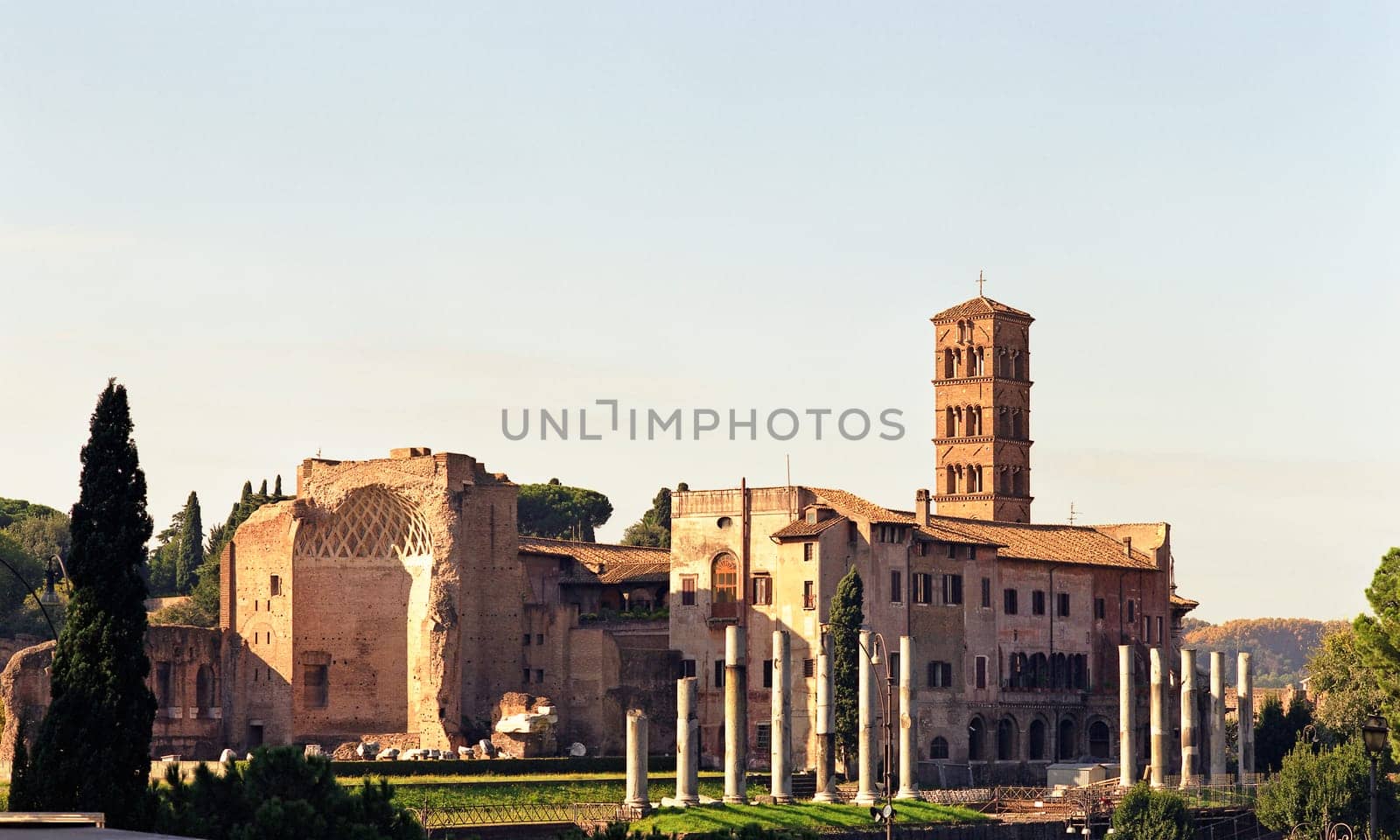 ... View of the Roman Forum from the north - 6x7