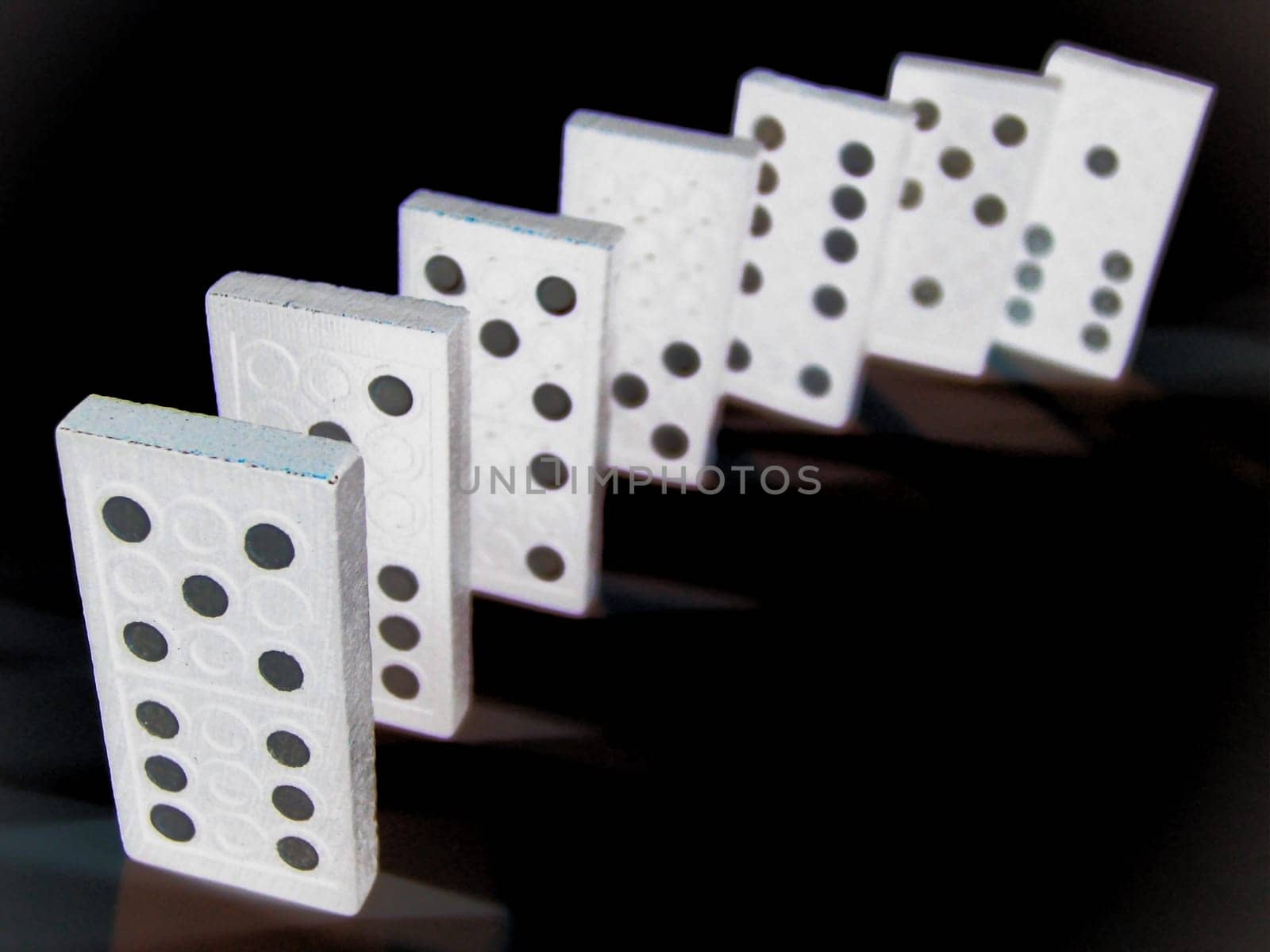 Dominoes