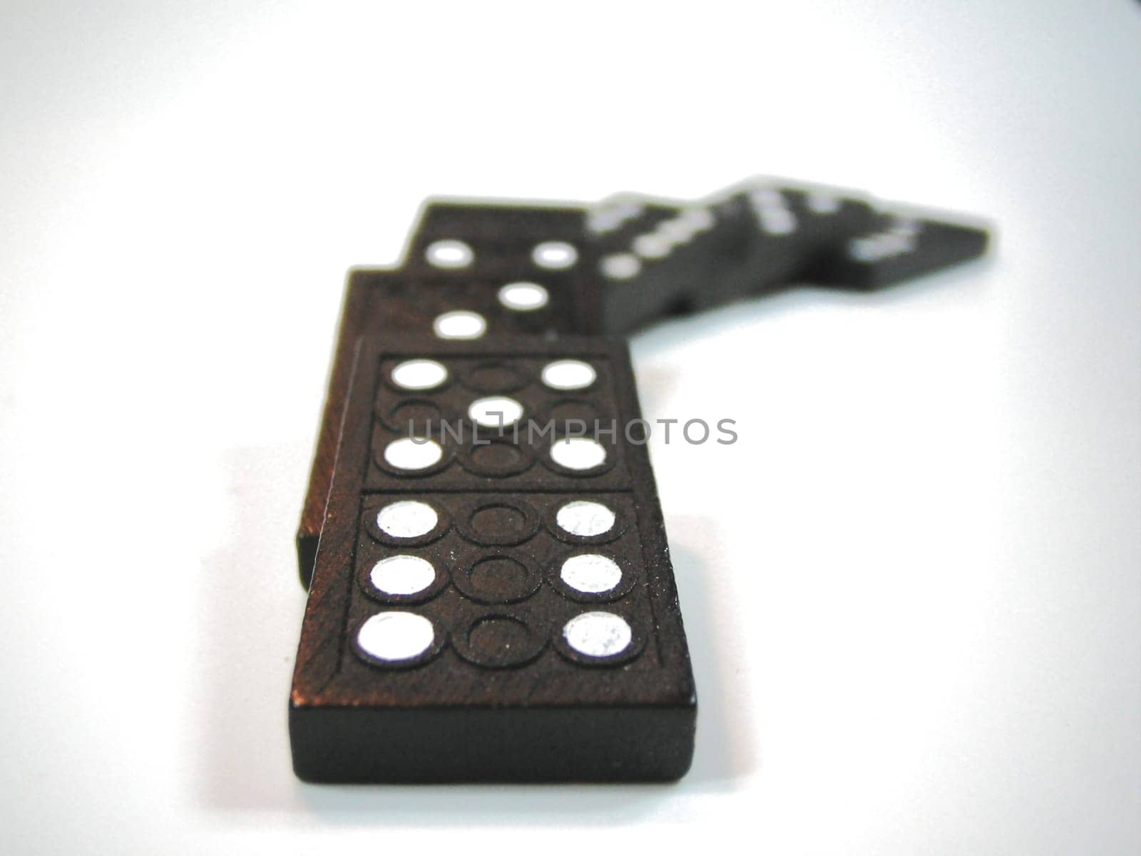 Dominoes