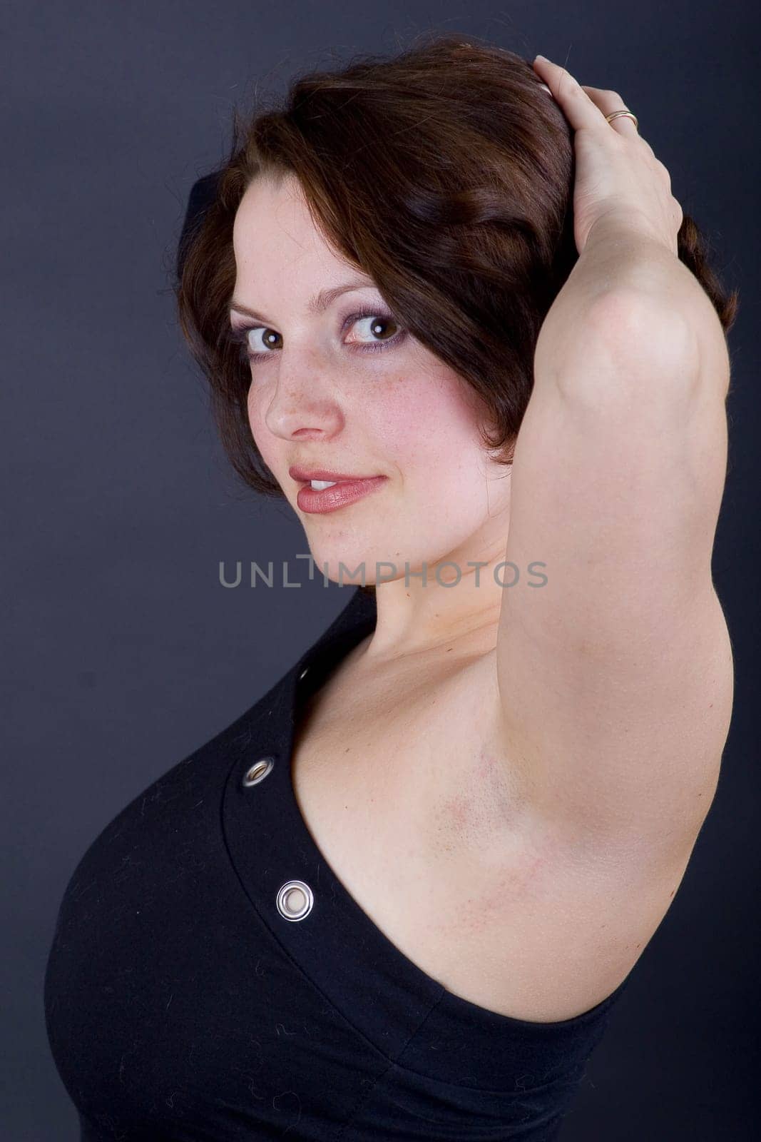 Angelique off-armpit