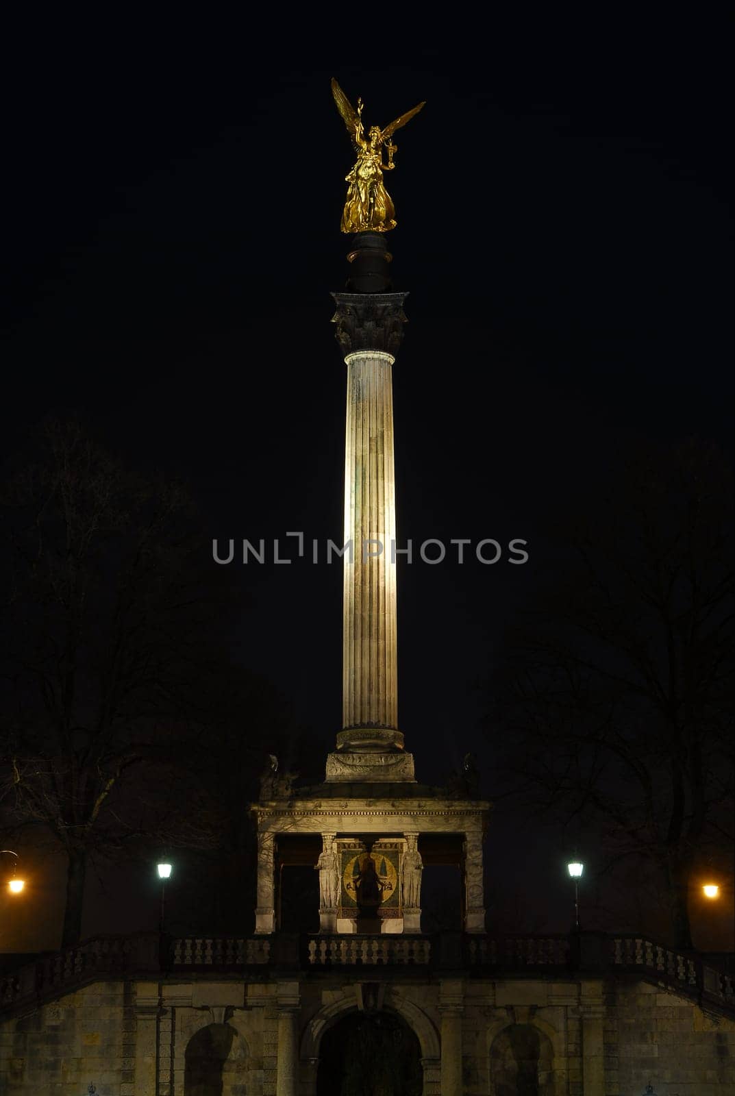 At night in Munich