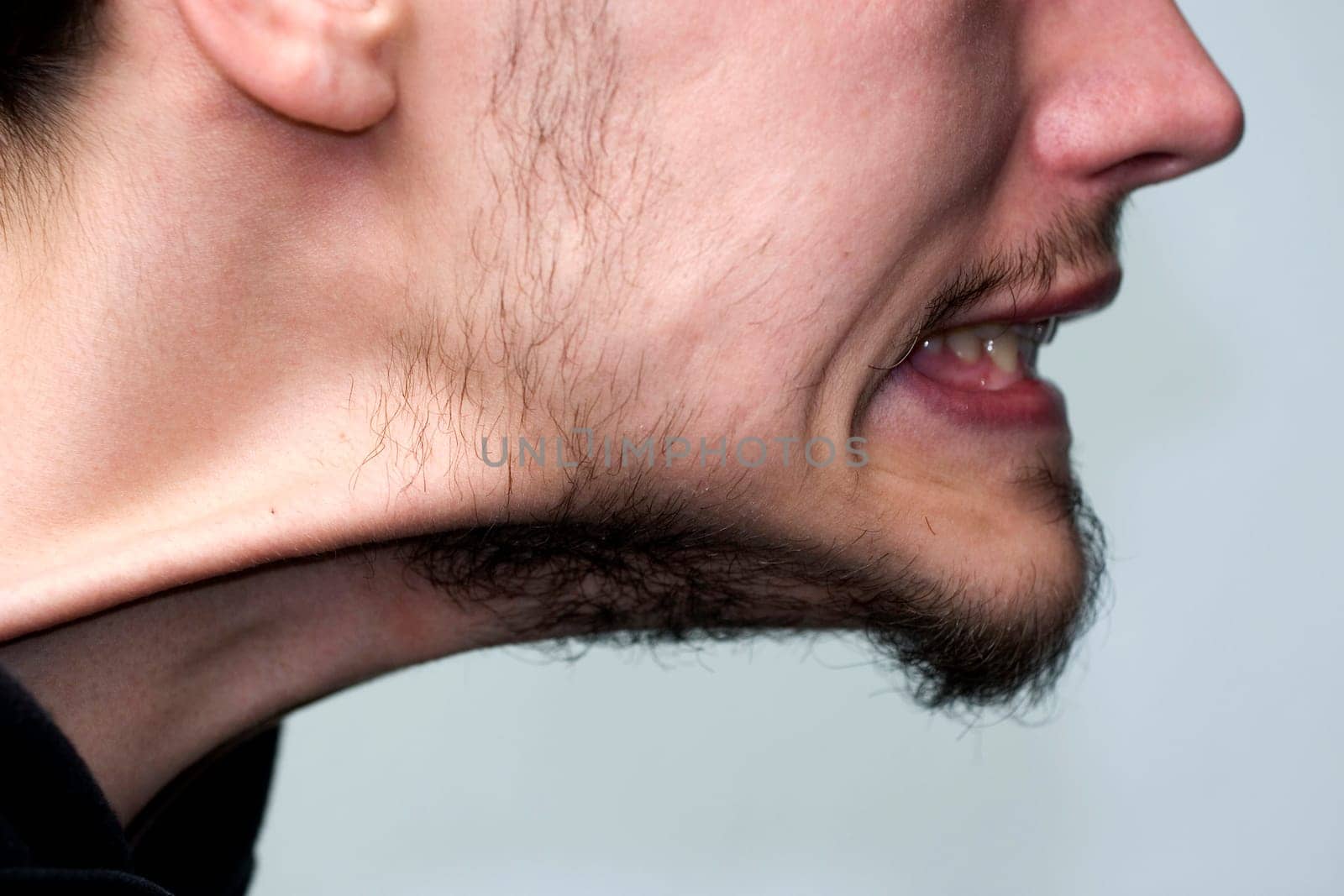 sinewy neck