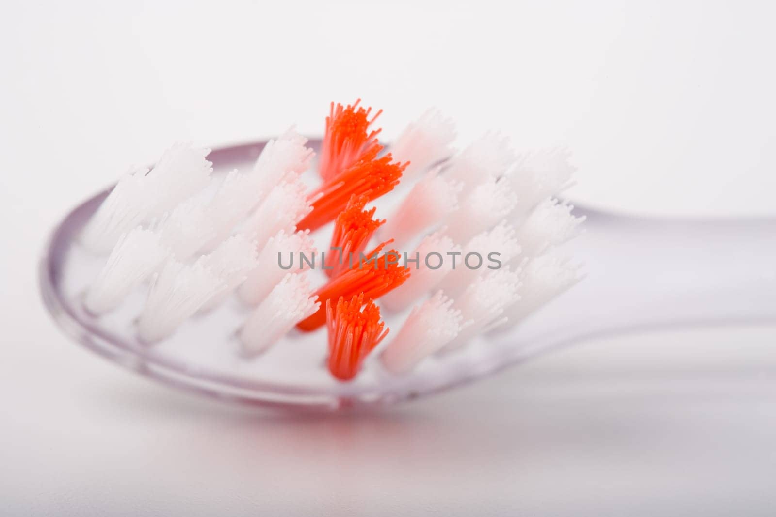 Toothbrush head