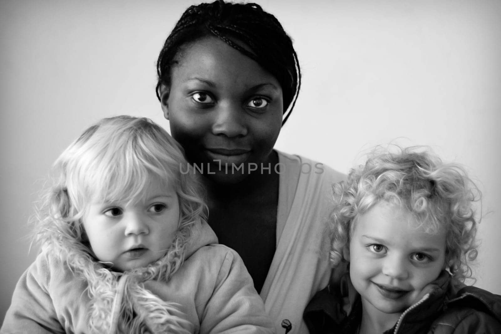 Manifesto against racism I have been married to an African woman for over ten years and am the adoptive father of five African youths. Again and again I experience racism,even in the last foteo community. I hope you can rejoice