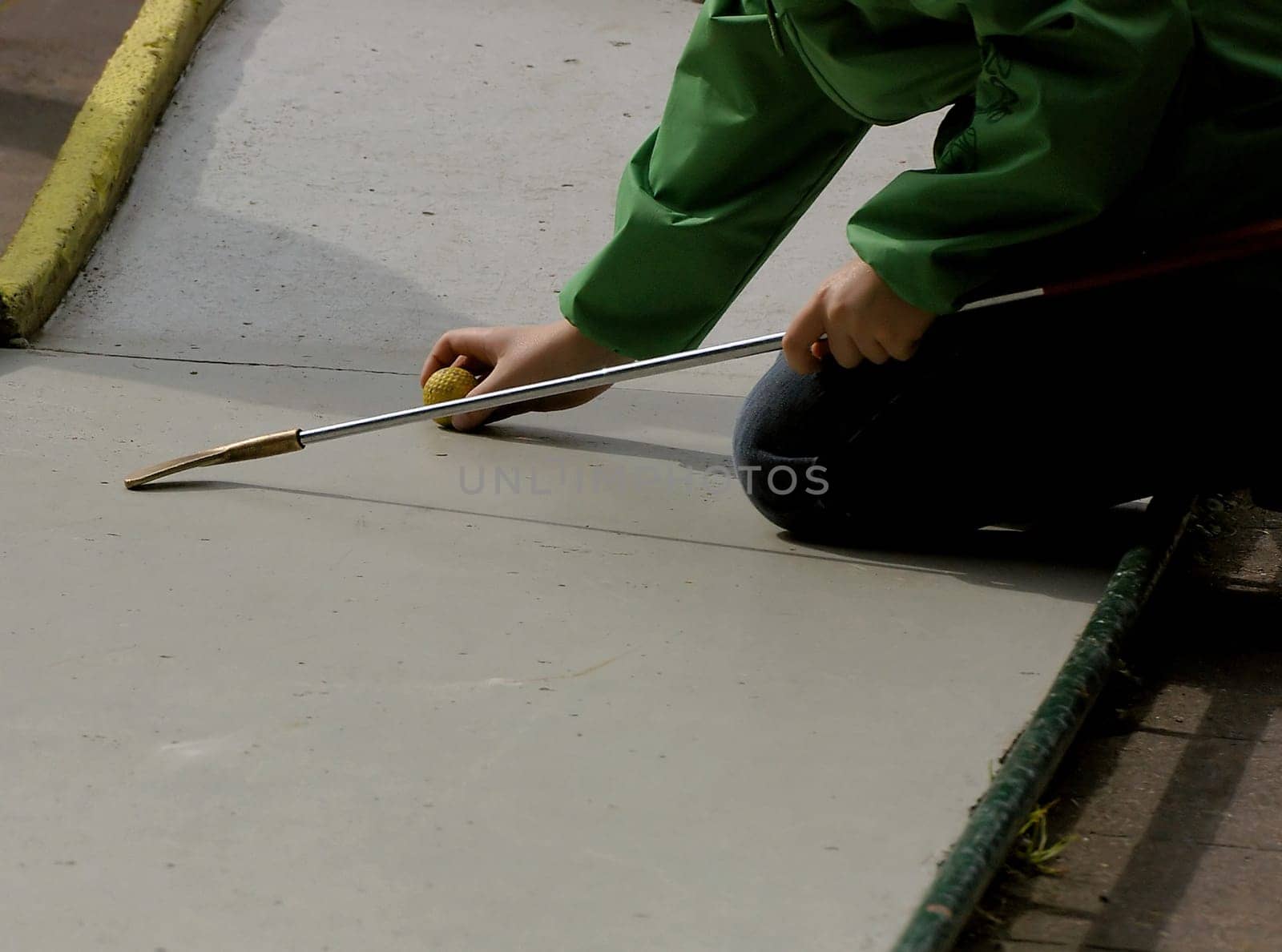 MINIATURE GOLF
