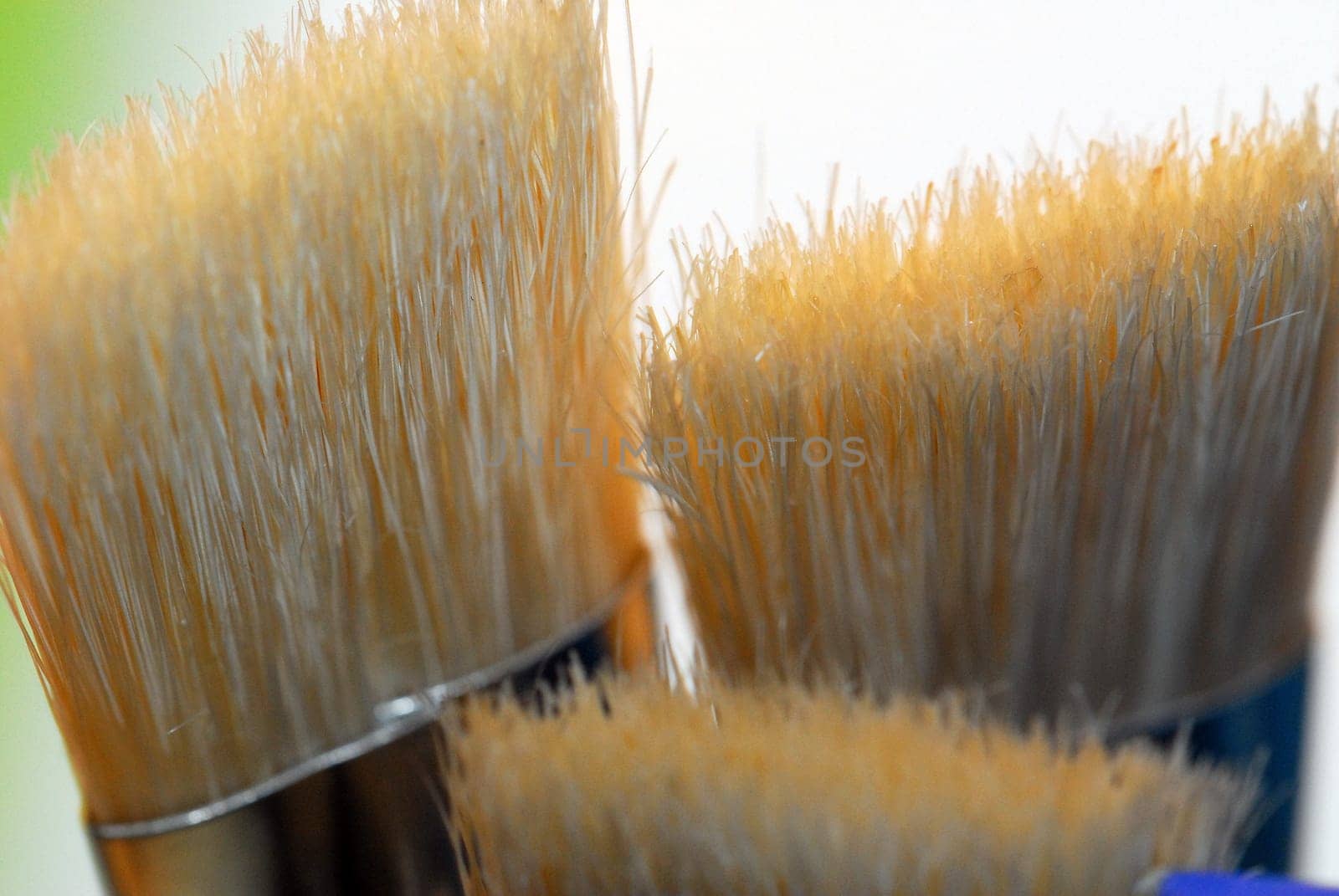 Bristle brush
