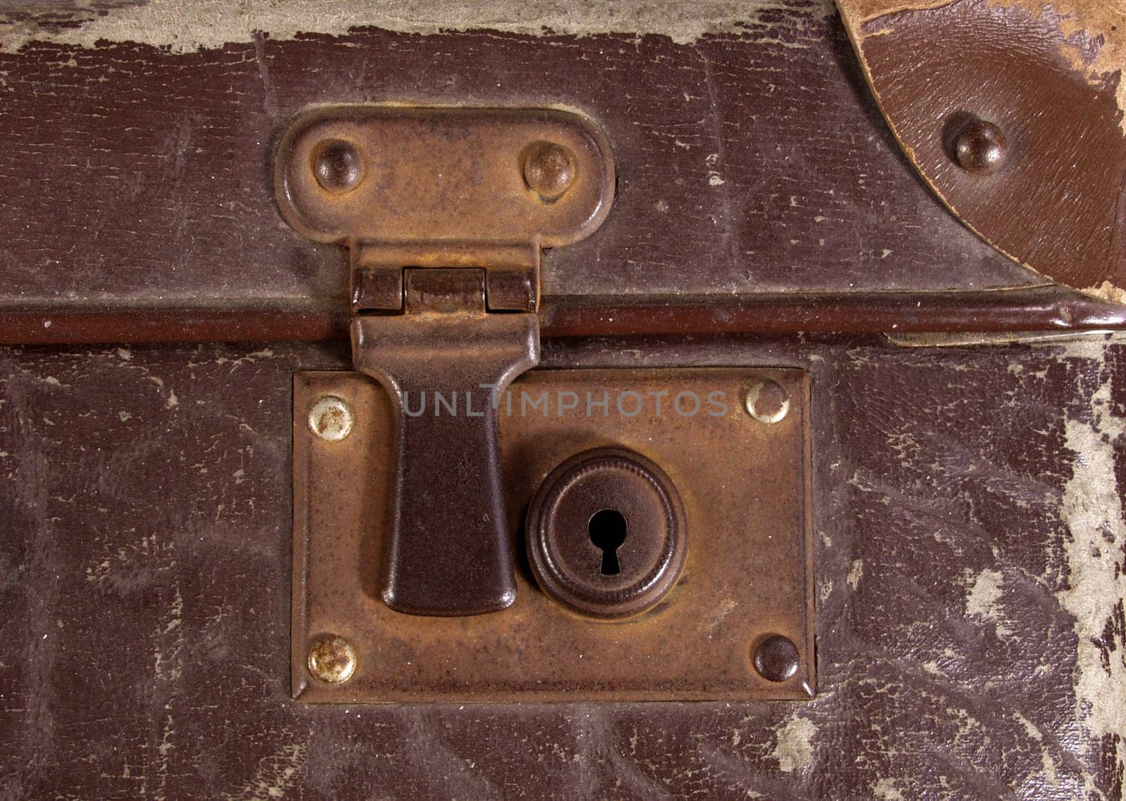 Suitcase lock