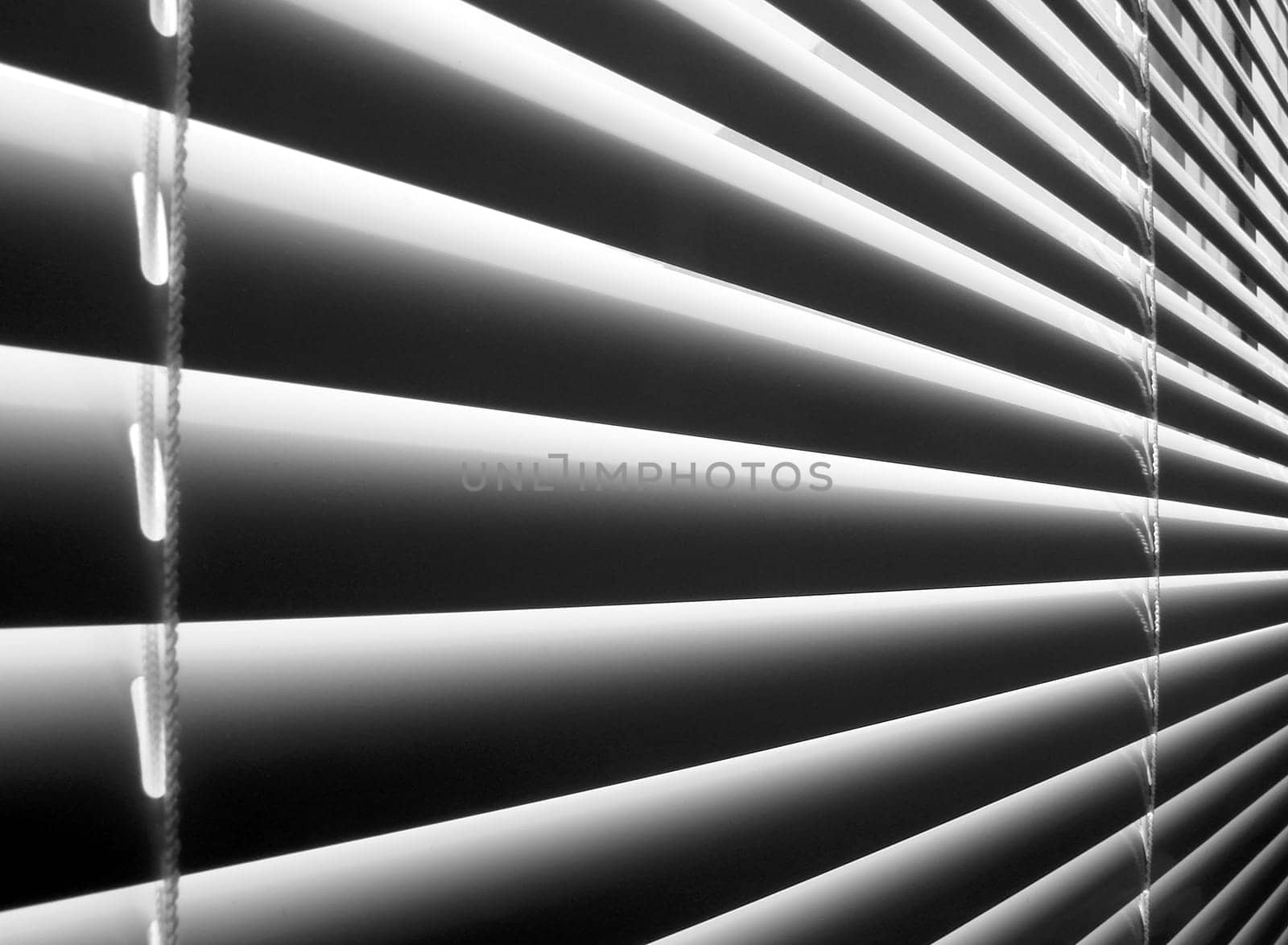 Venetian blind