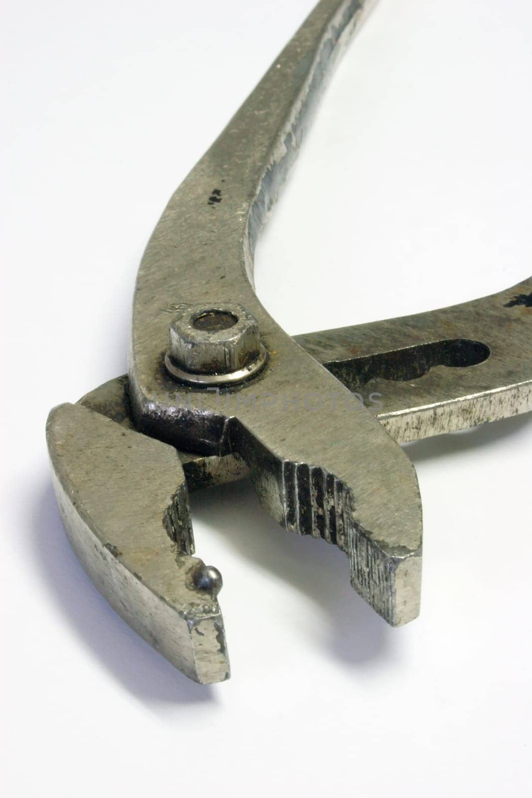 Pipe wrench
