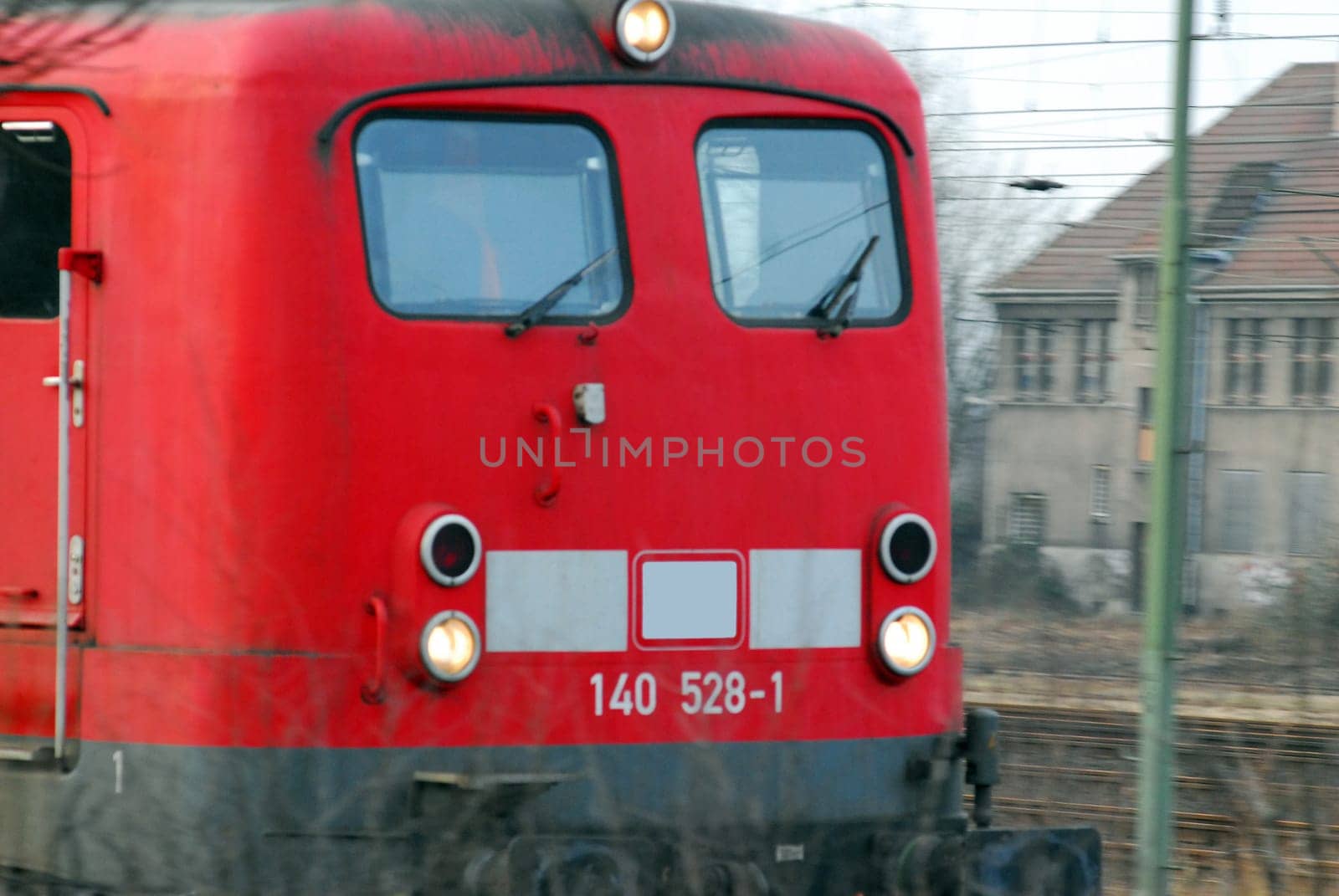 LOCOMOTIVE