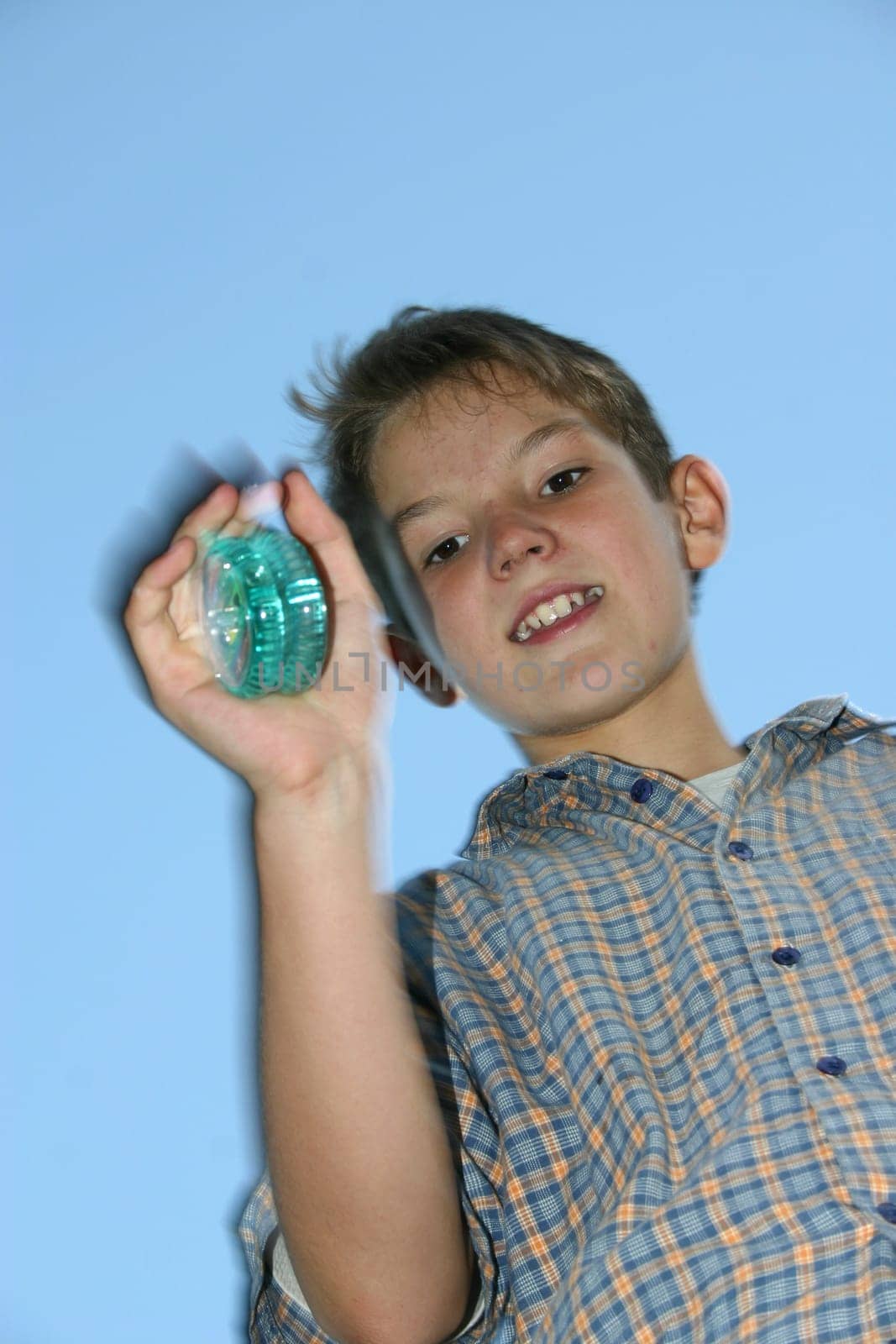 Yo-yo game,boy