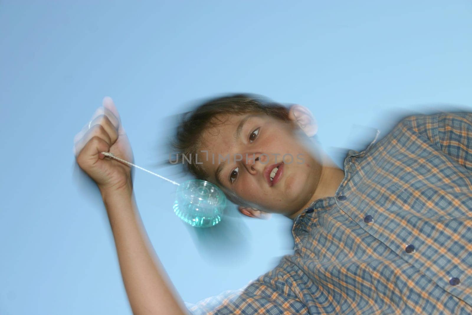Yo-yo game,boy