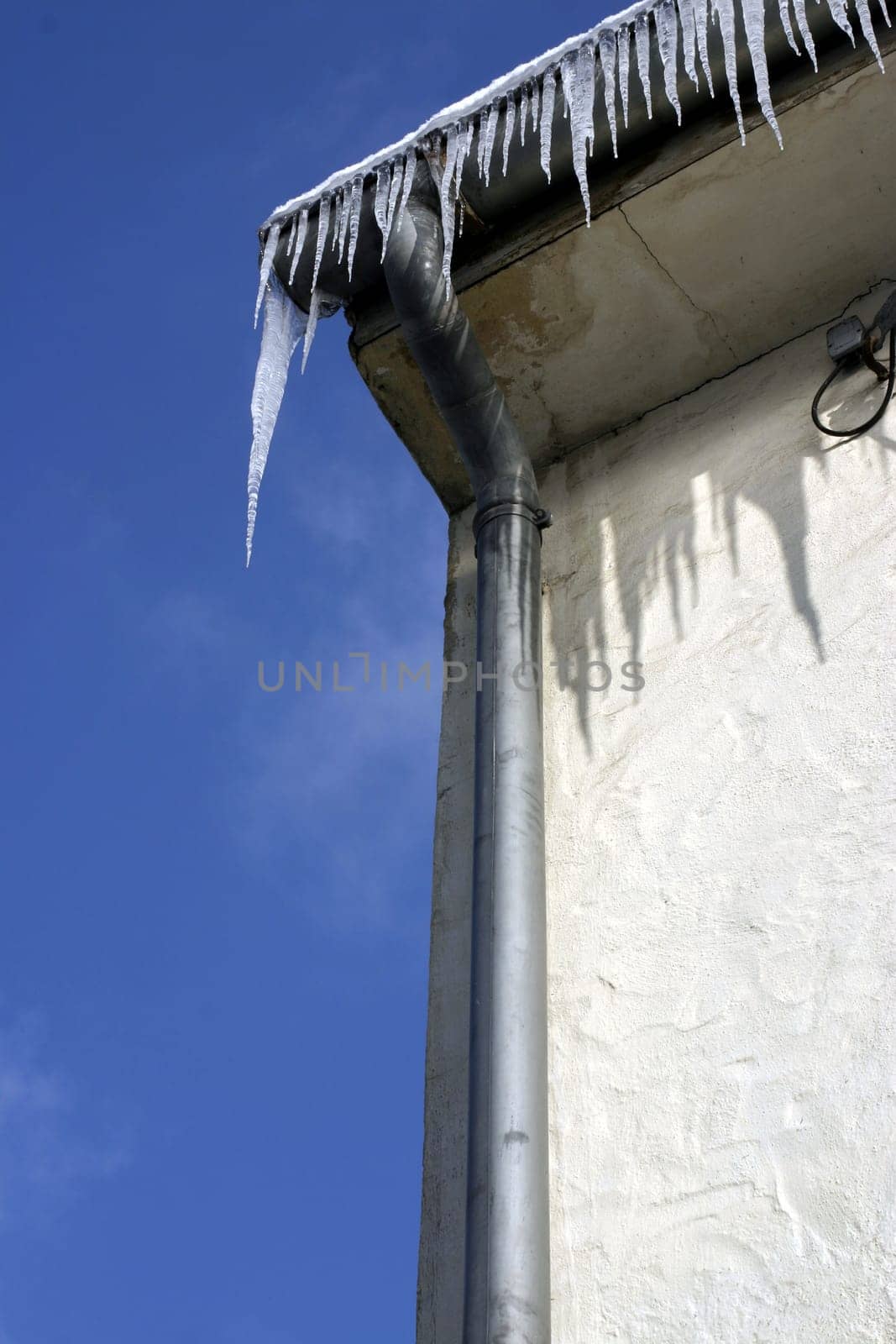 icicles on gutter
