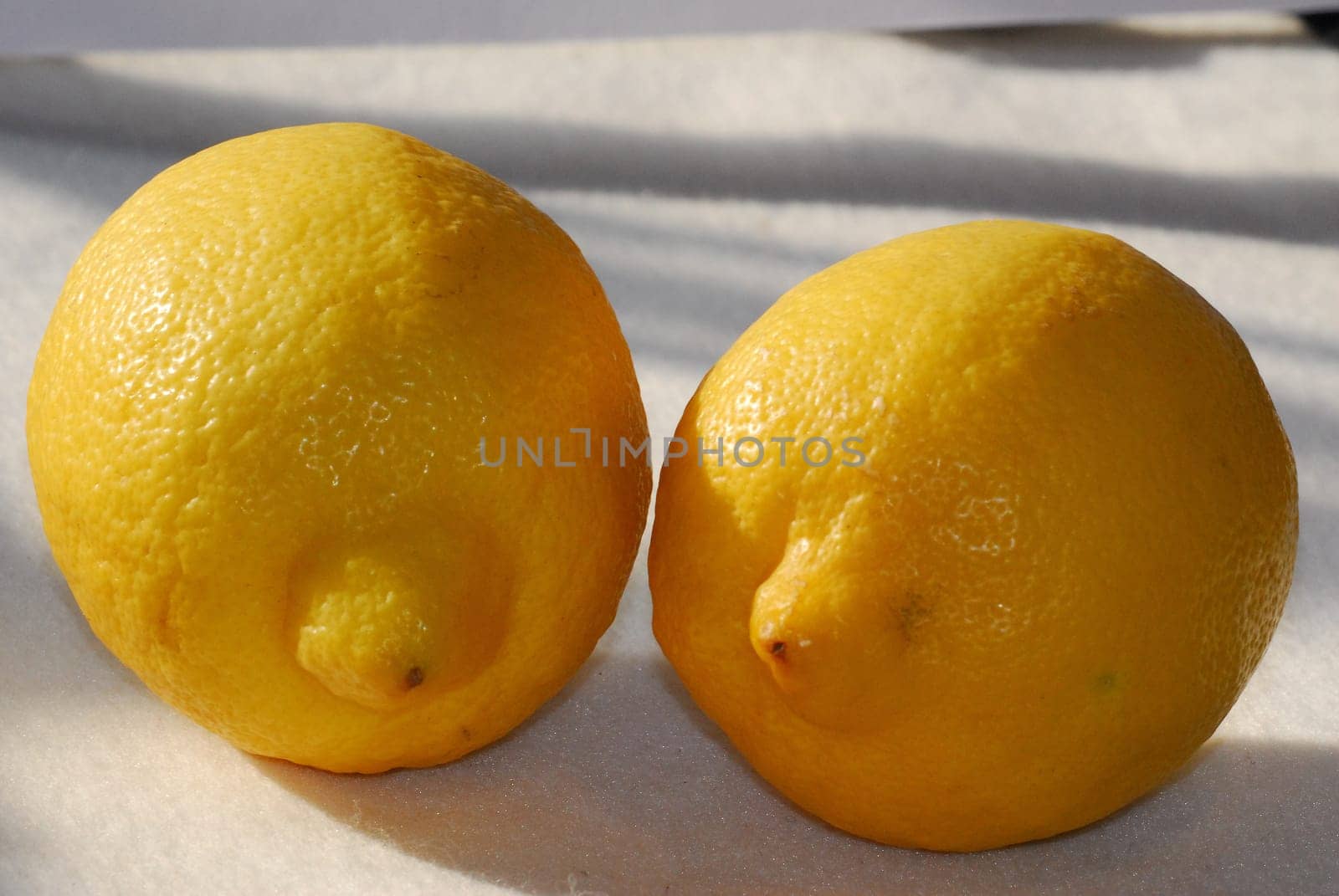 2 lemons