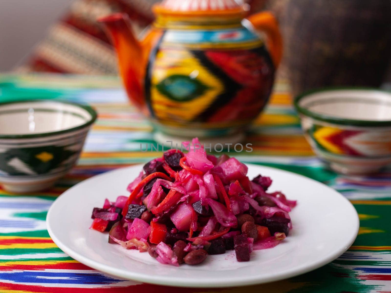 Venigret salad - beets, potatoes, onions and sauerkraut. Asian style by tewolf