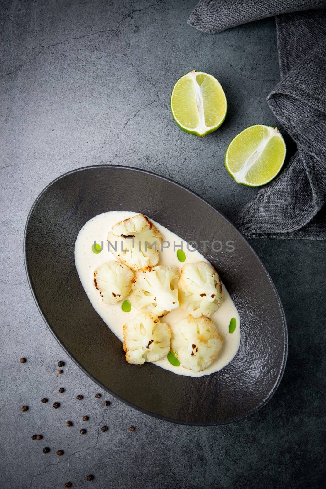 cooked cauliflower in mushroom sauce and lime by tewolf