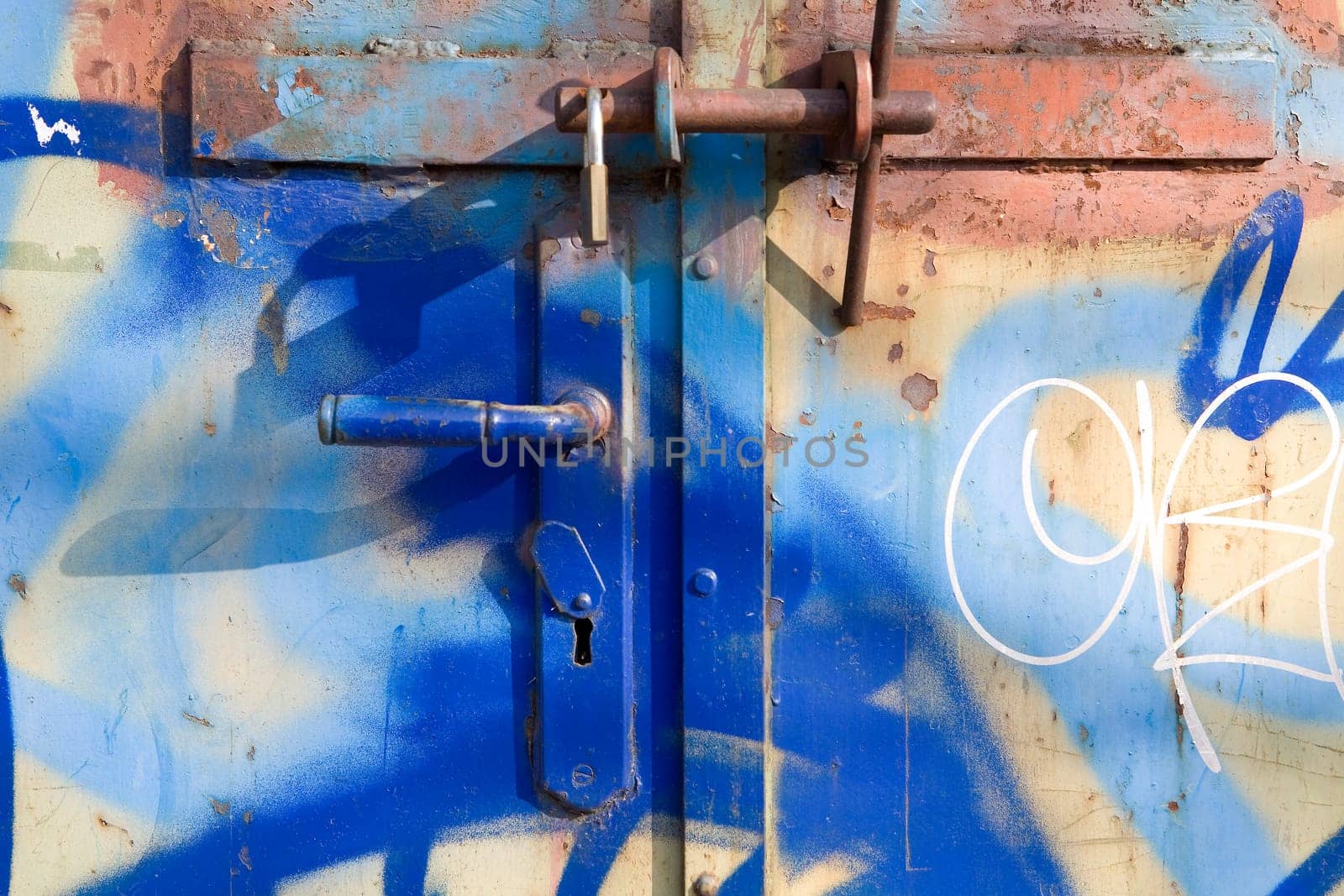 Door lock with graffiti