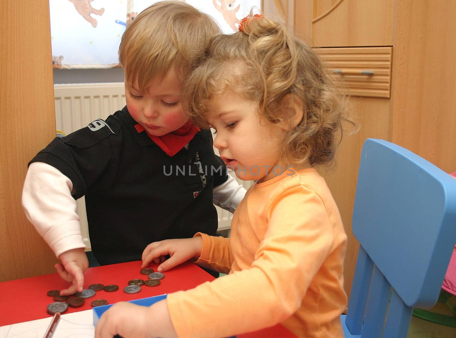 children playing 02