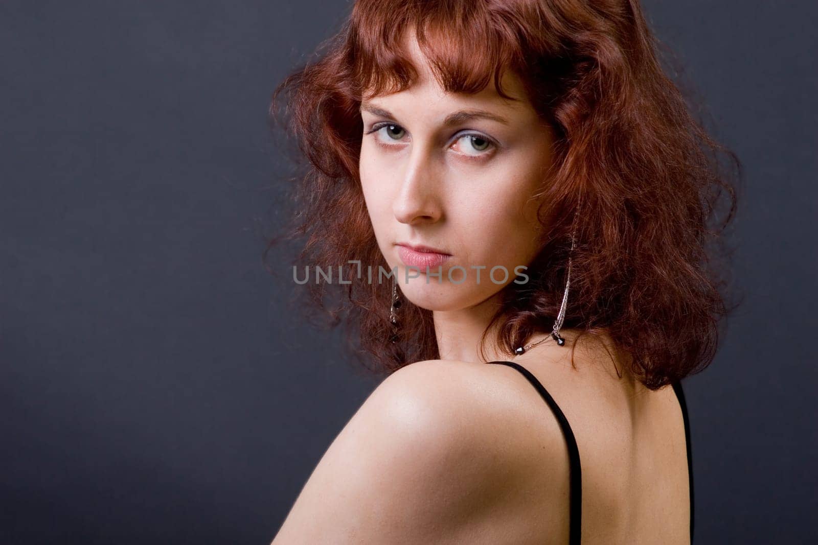 Daniela over her shoulder