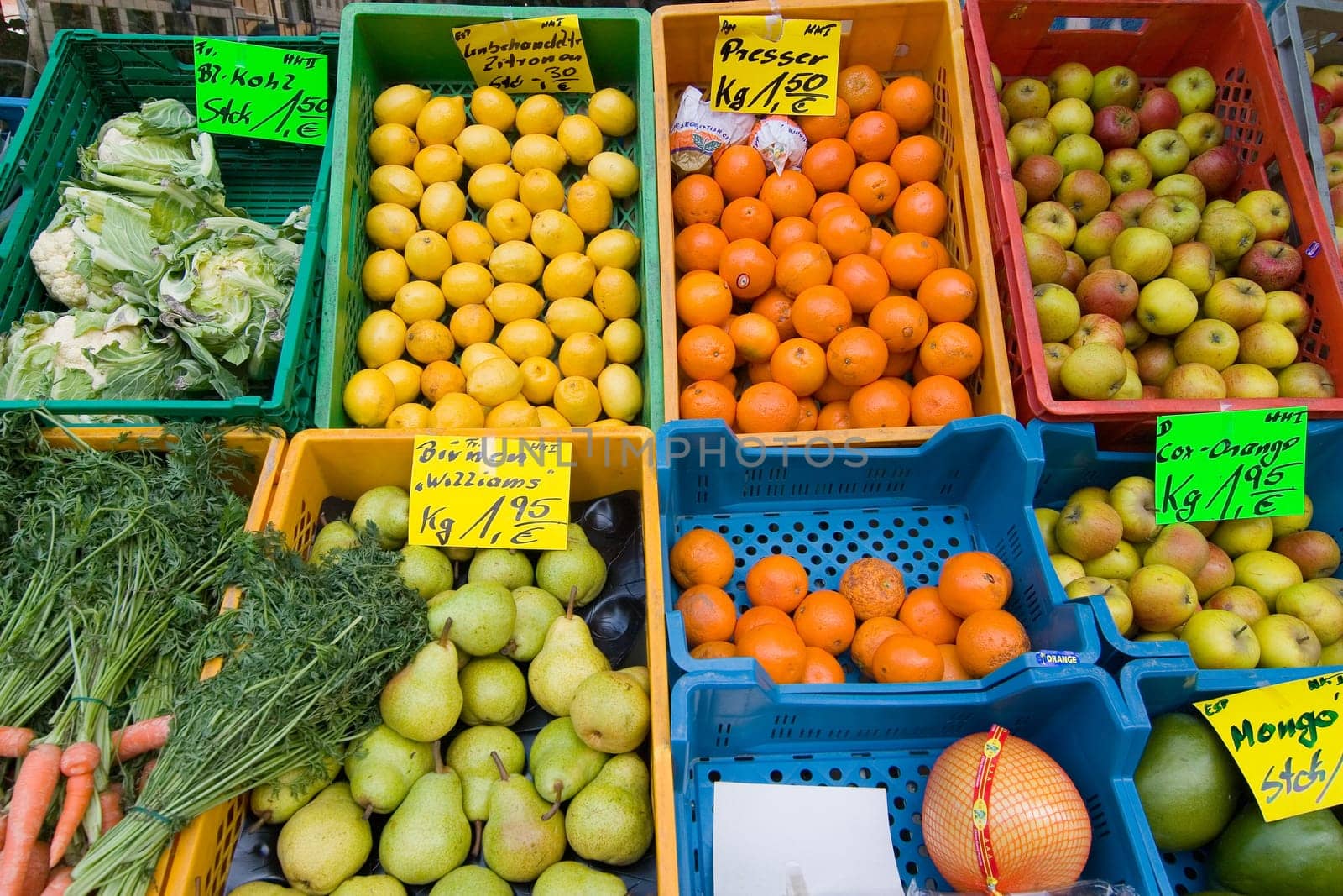 Fruit and vegetable boxes