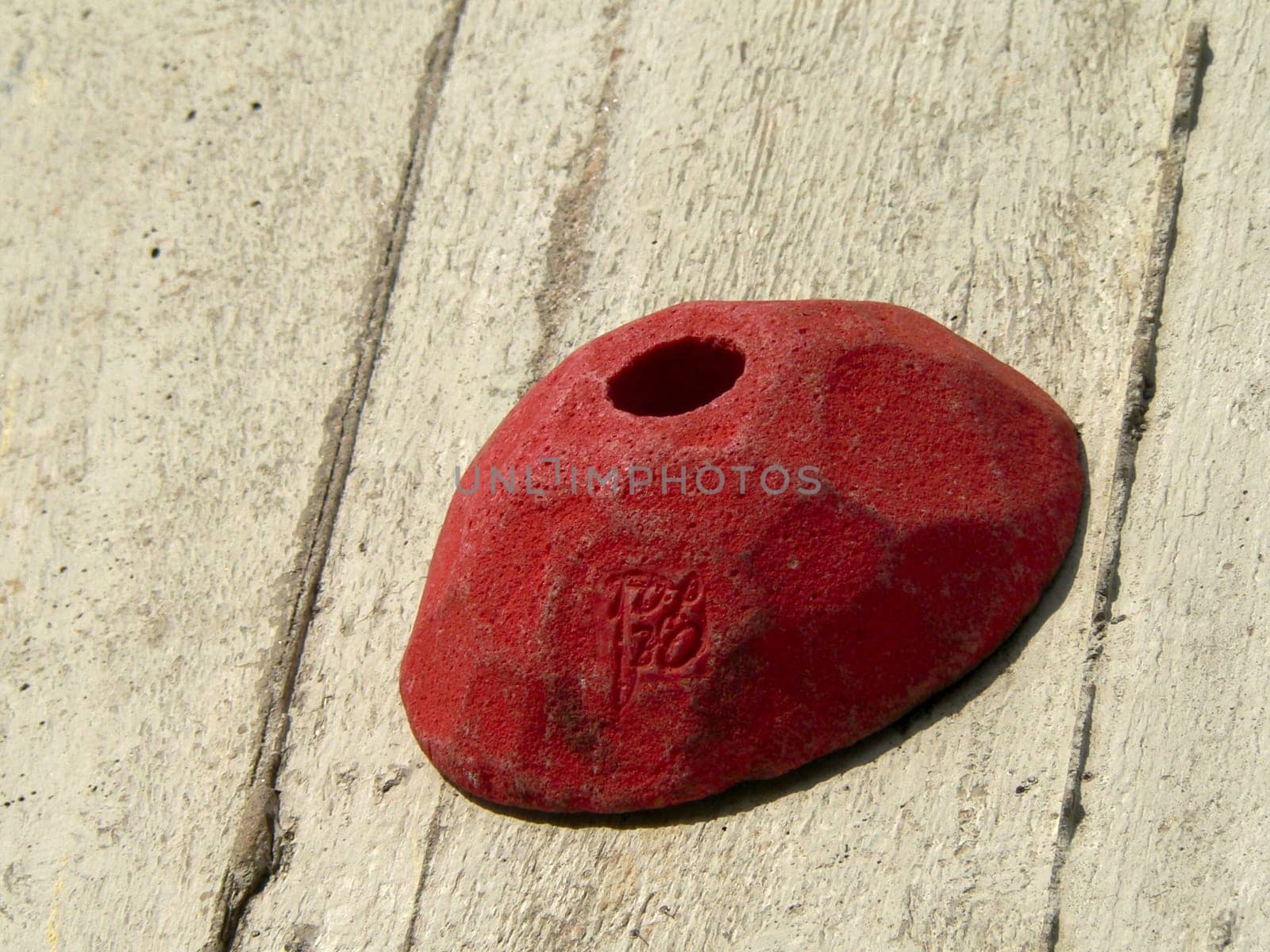 red handle