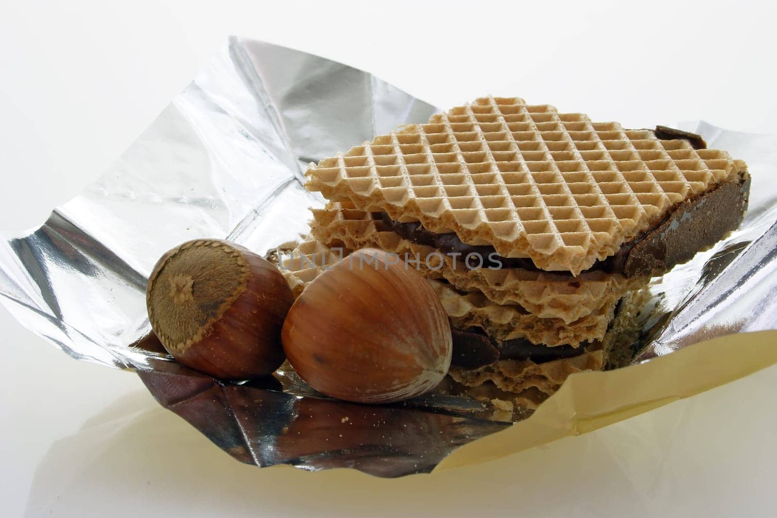 Hazelnut slices