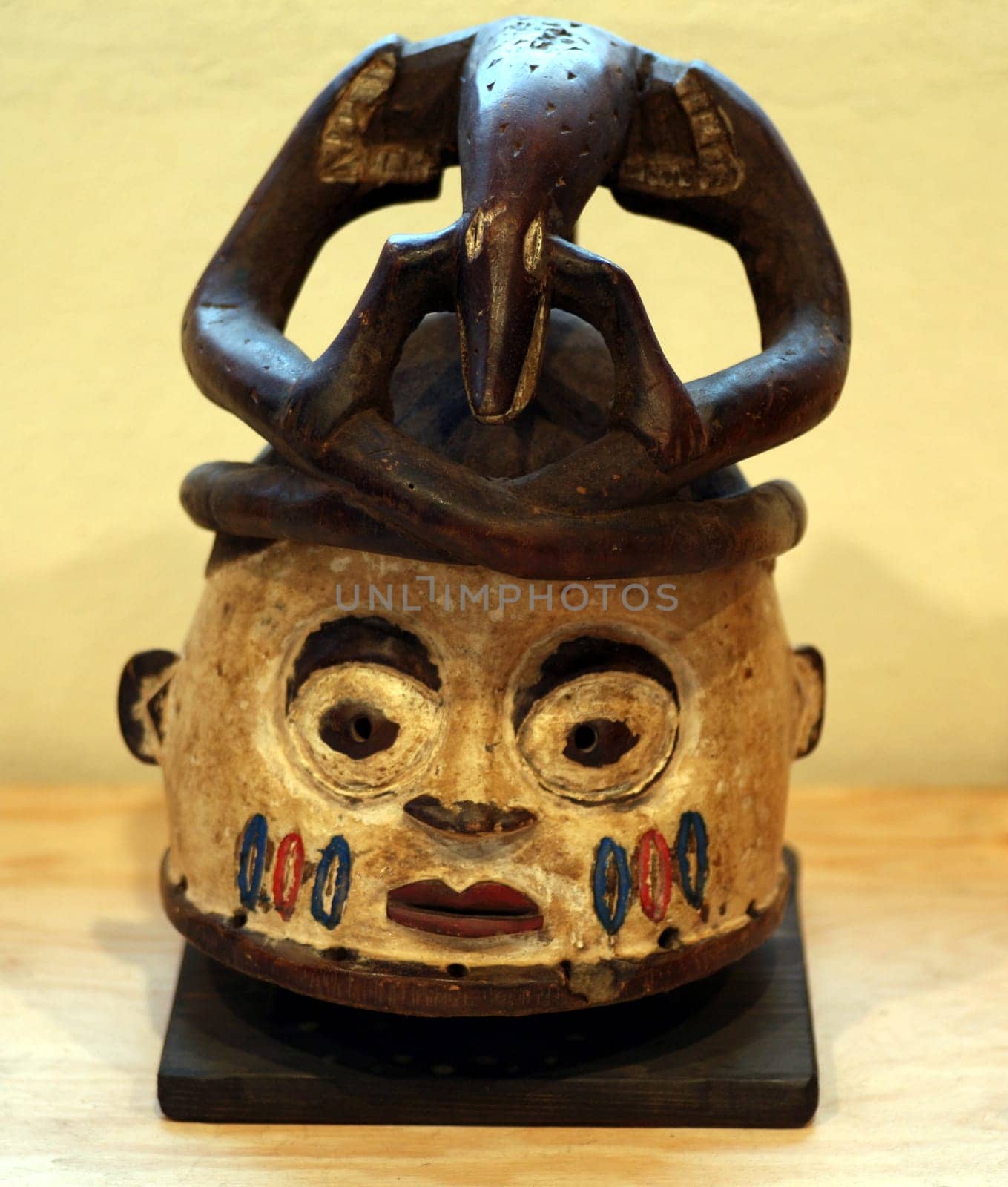 Cult object