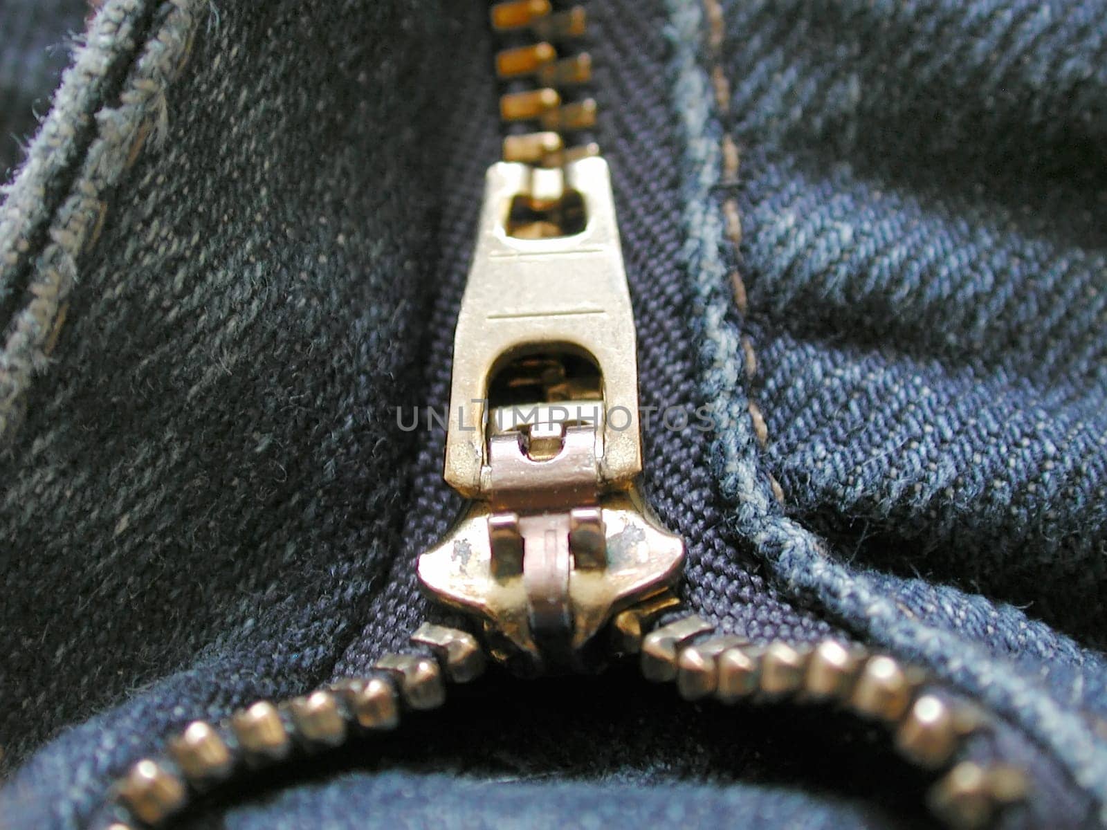 Zipper 01