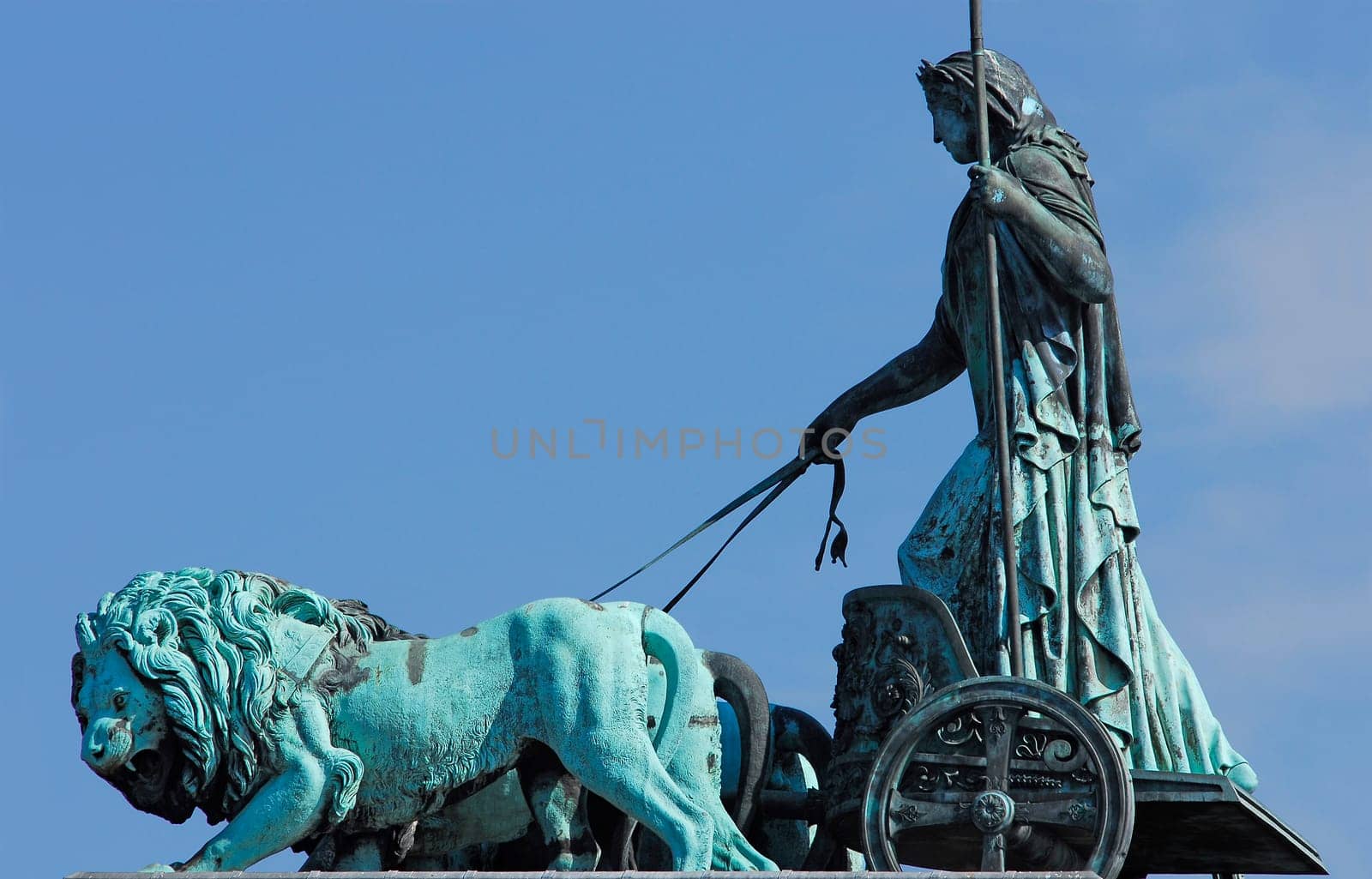 ... on Munich's Victory Gate