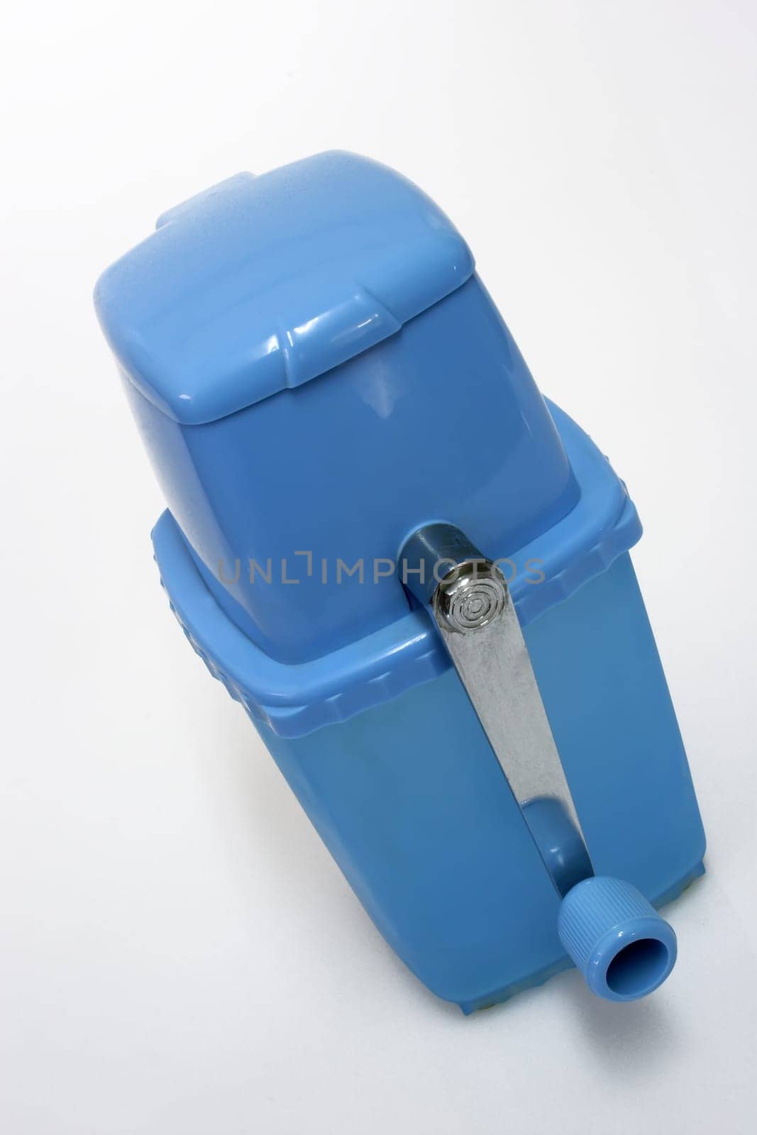 Ice crusher