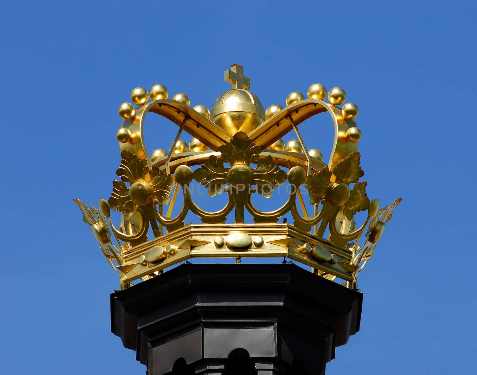 ... such crowns adorn the towers of the Thurn and Taxis Castle in Regensburg...