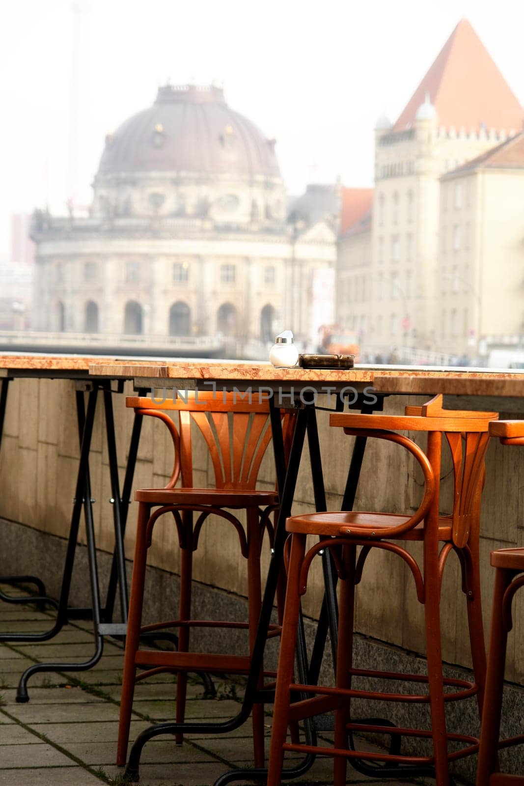 Sidewalk cafe
