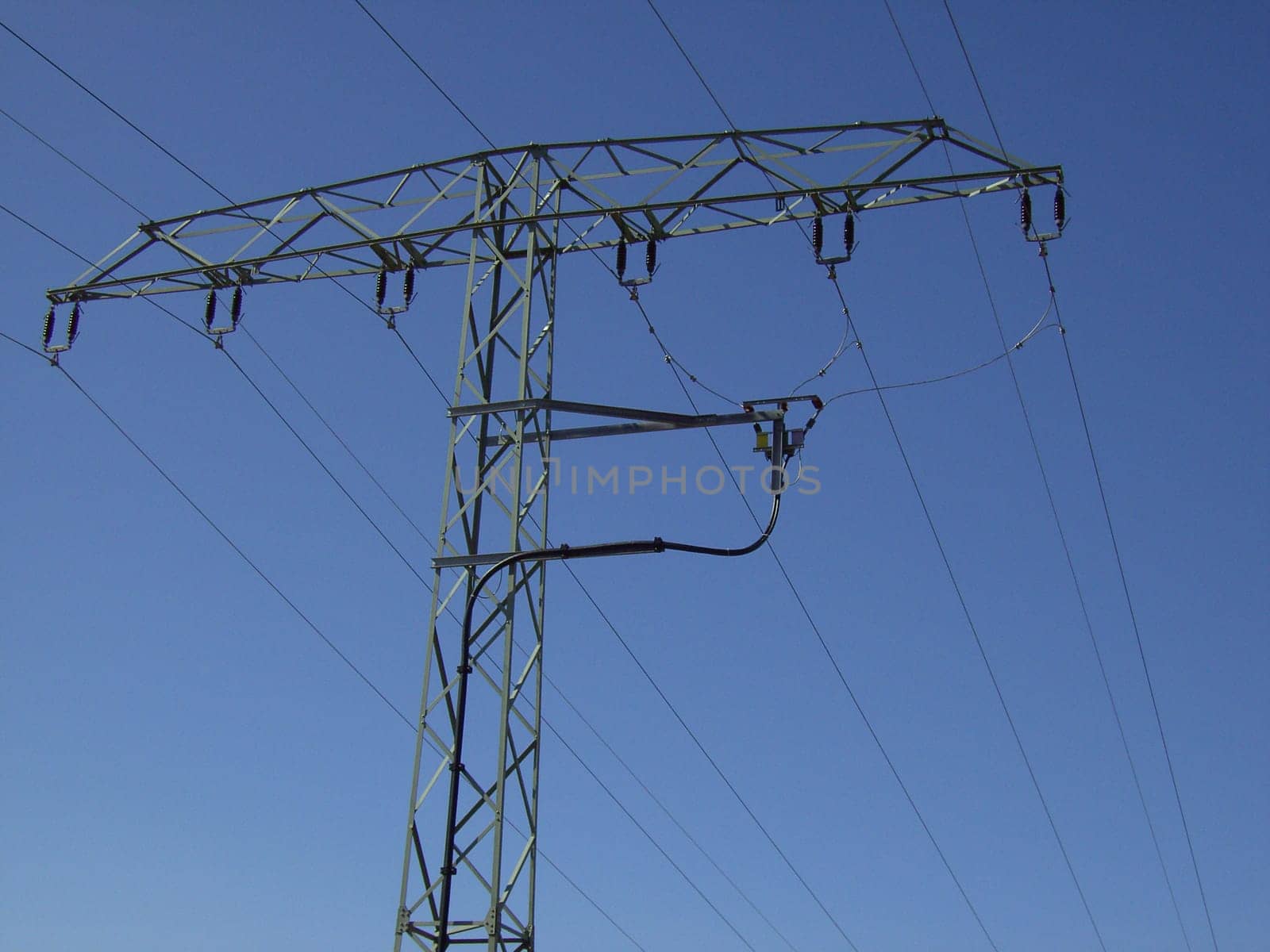 High-voltage pylon 01