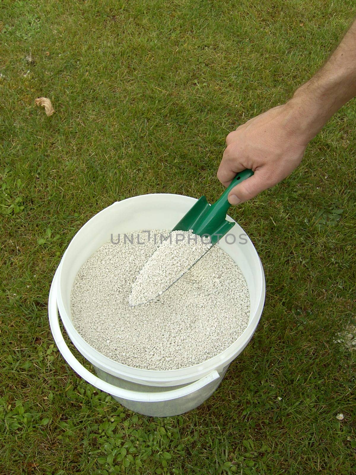 Mineral fertilizer 02