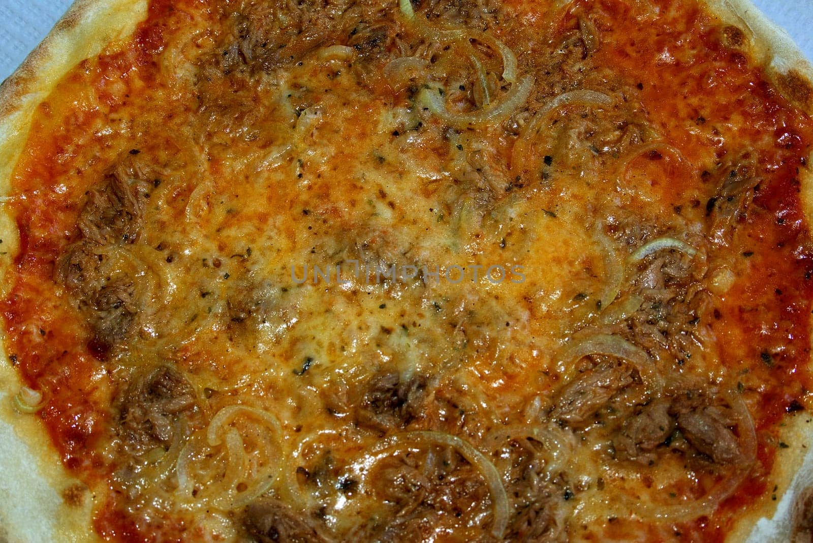 Pizza Tonno