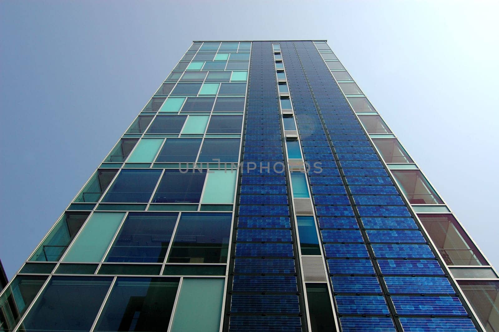 Solar high-rise building