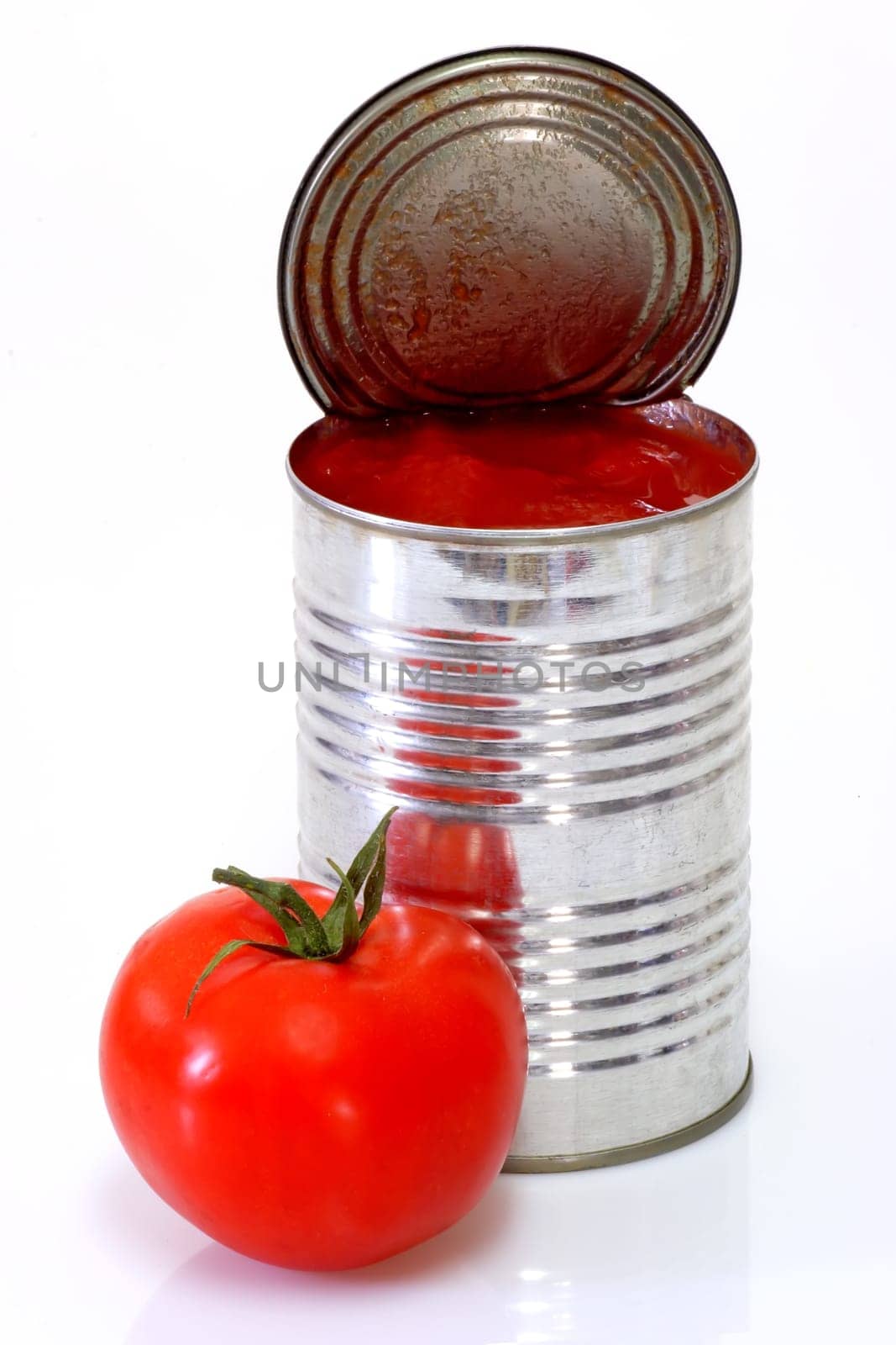 Aluminum can