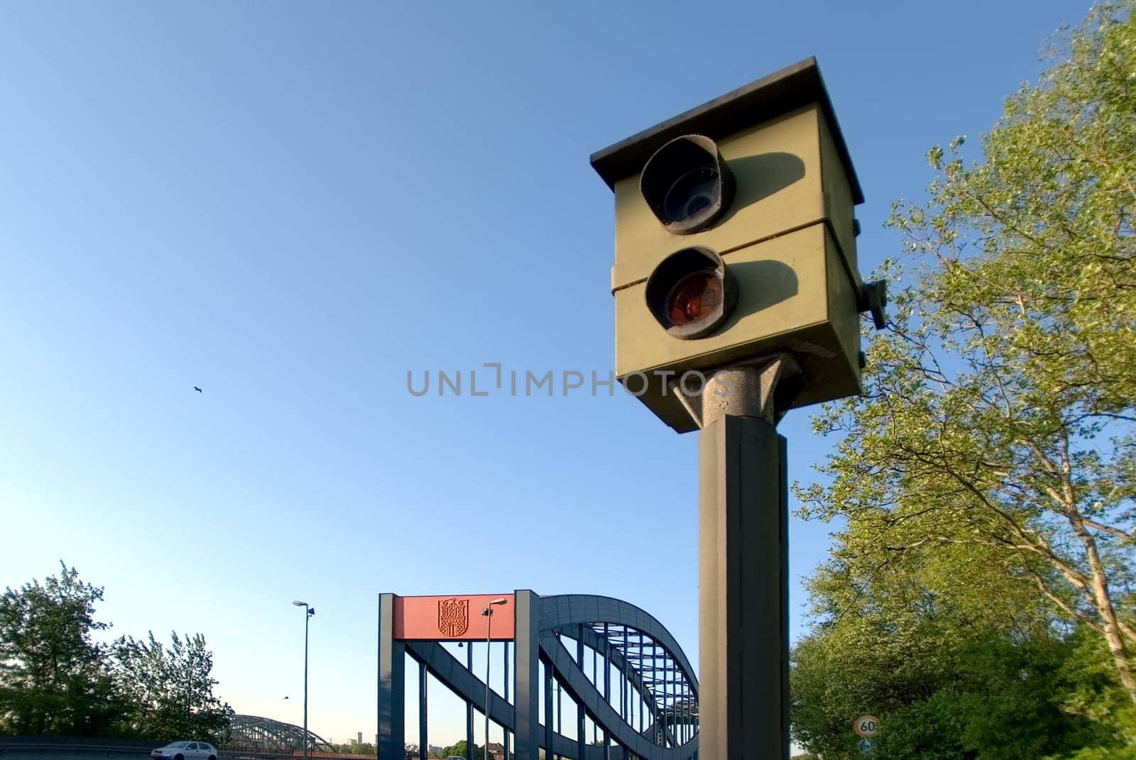 Hamburg rips off