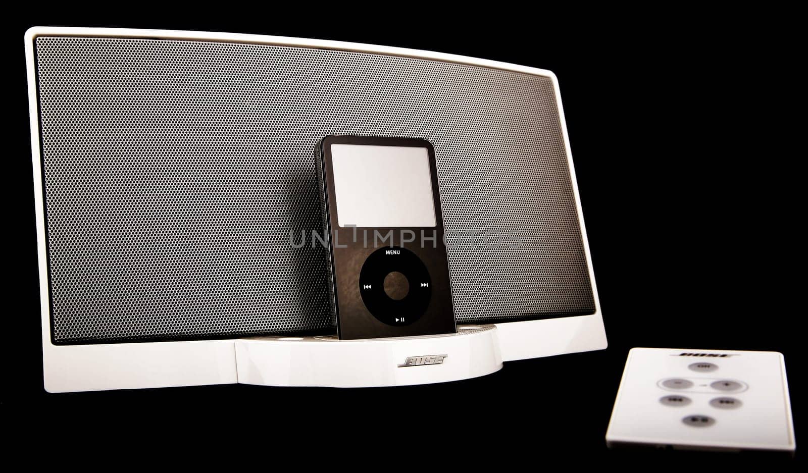I can warmly recommend the Bose Sound Dock,a rich sound at its finest. The cheap ones,on the other hand,sound more like,let's say,a mailbox -)  LG Andi
