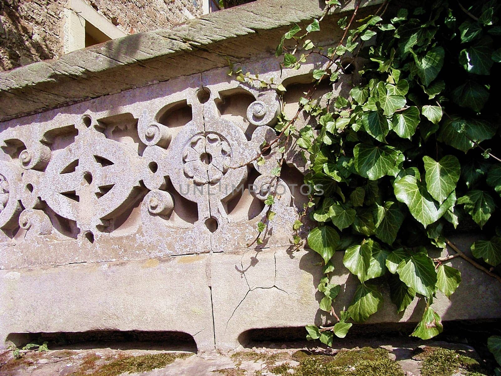 Castle wall 02