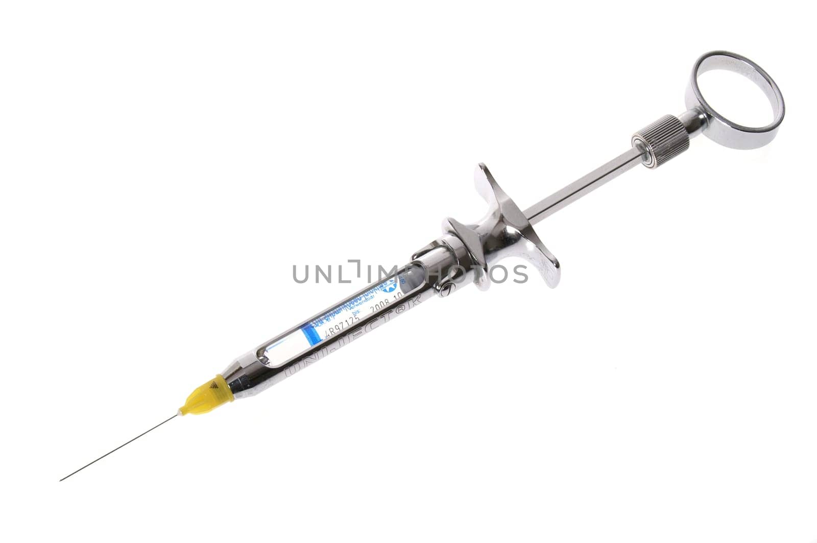 Aspiration syringe with cannula and cartridge