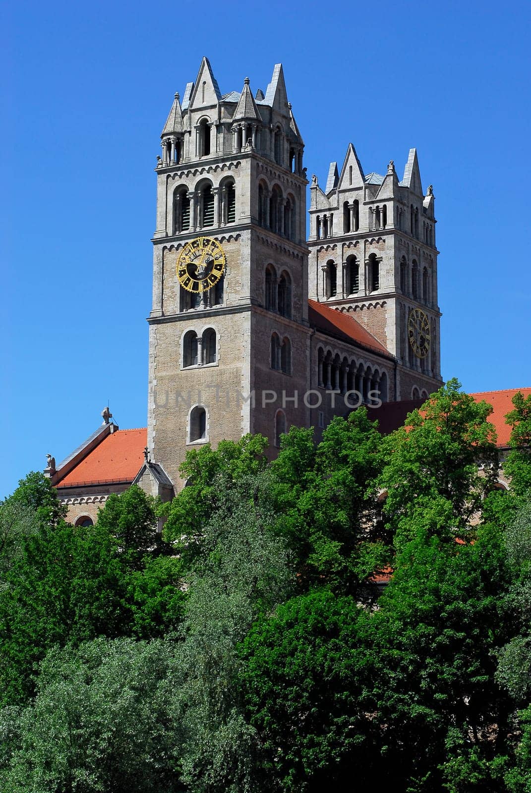 in Munich's Glockenbachviertel (since 1896)