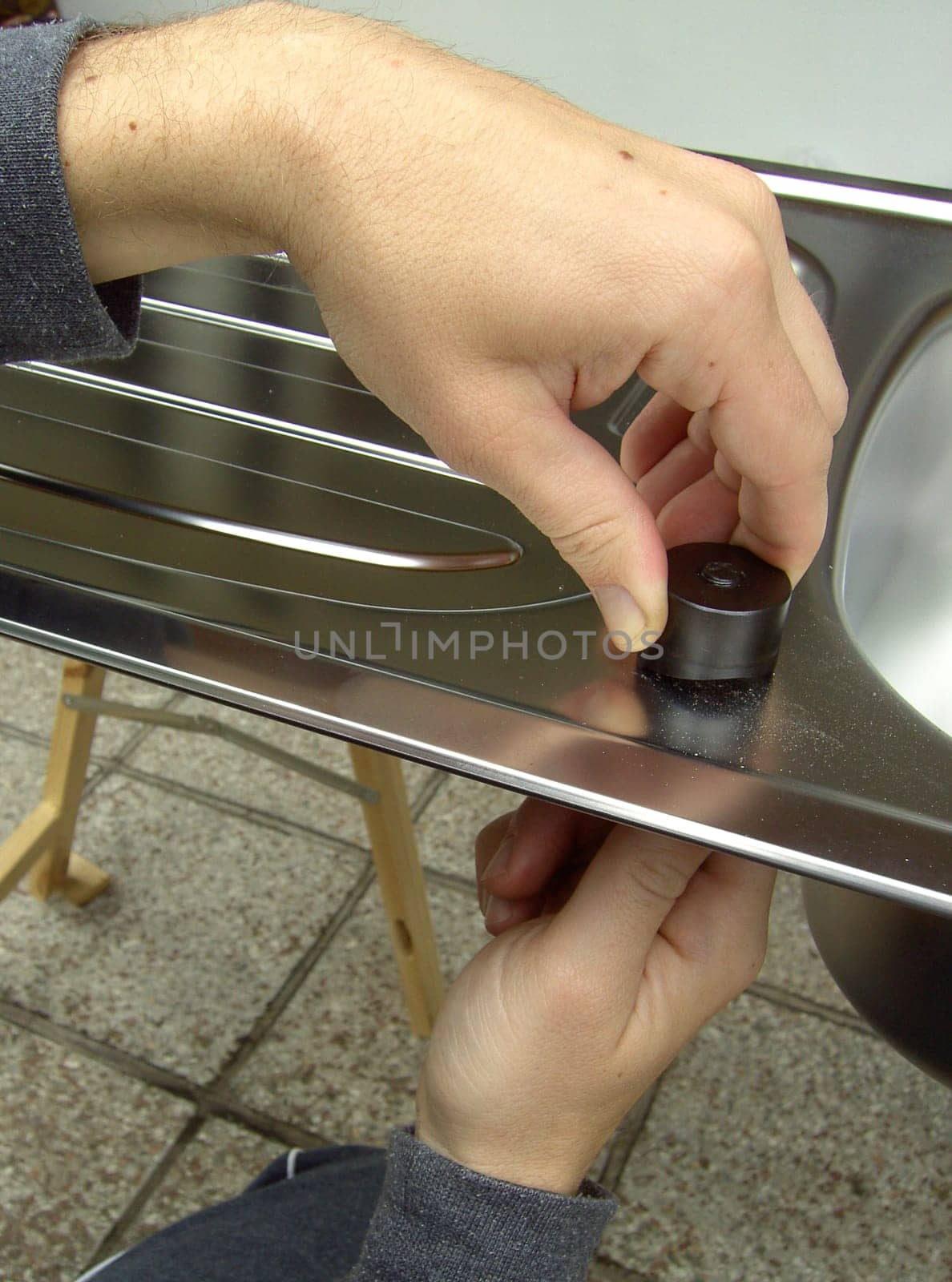 Screw holes 01