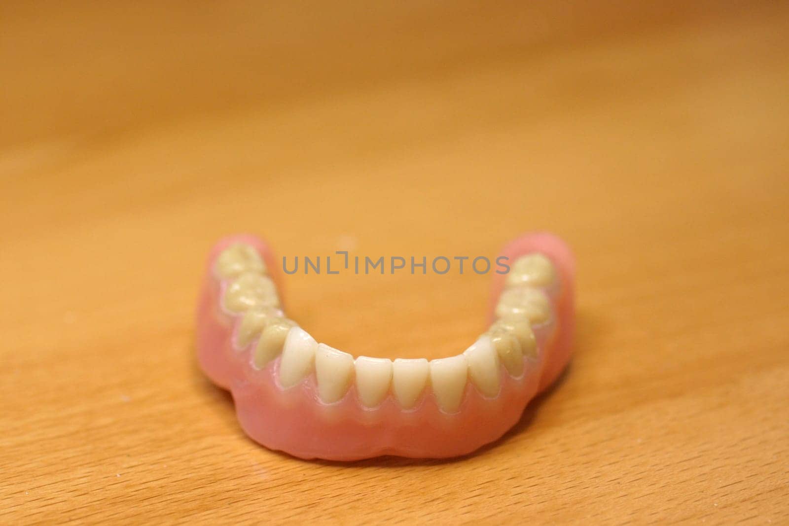 Denture