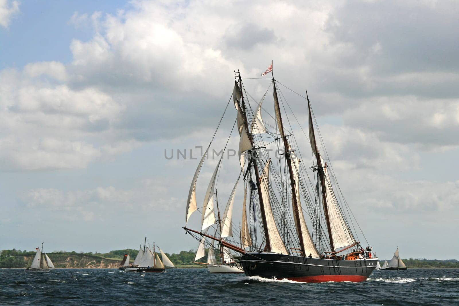 The "Aktiv"" with full gear and really active at the Rum Regatta 2007 on the Flensburg Fjord. Great sailing weather and great motifs. Greetings from aboard the SY. CARINA"